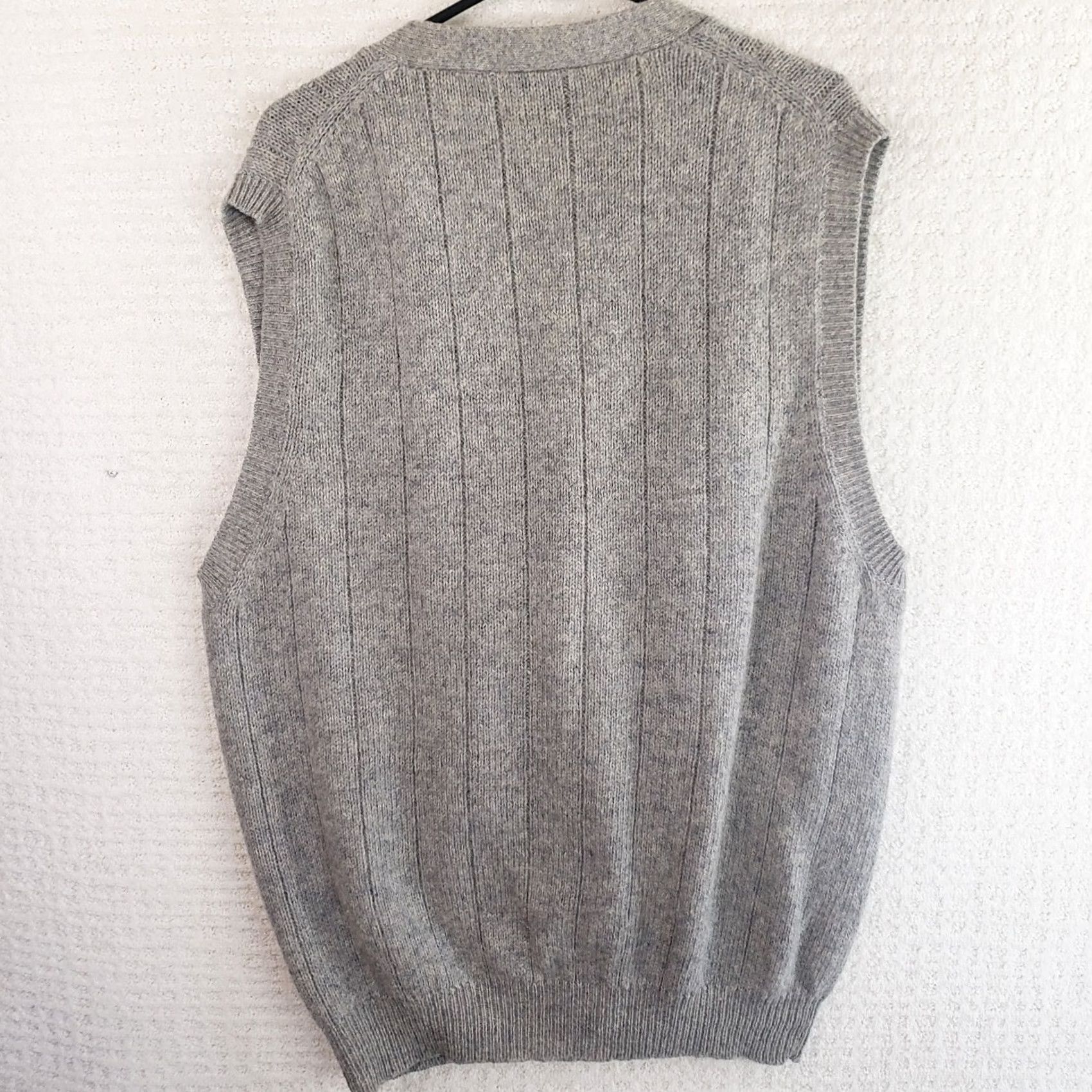 Jantzen VINTAGE Jantzen Sport Sweater Vest Gray Wool Knit Button Up Size XL USA Made Men Size US XL / EU 56 / 4 - 6 Thumbnail