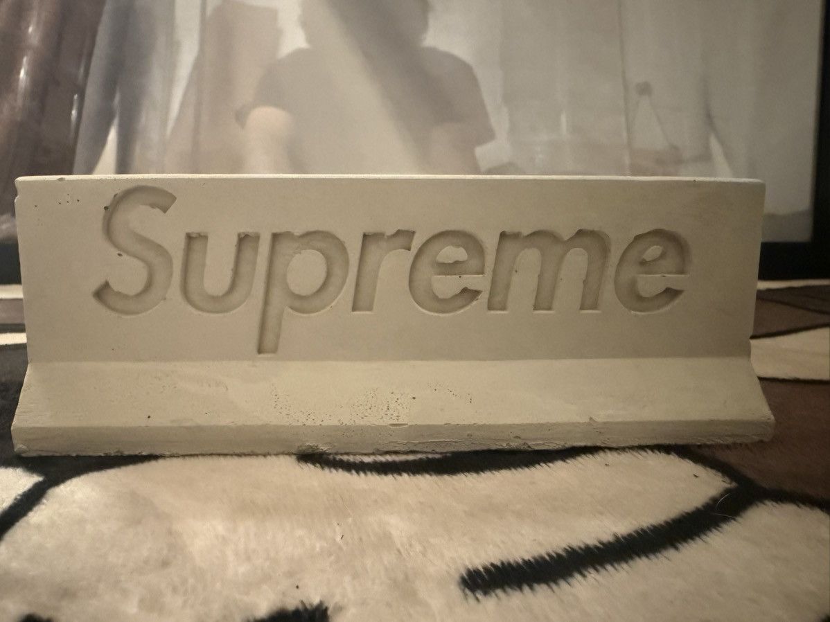 Supreme Supreme mini Materials 1:12 Scale Jersey Barrier Size ONE SIZE - 1 Thumbnail