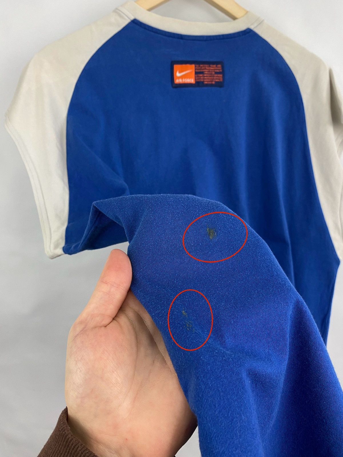 Nike 🏀🇺🇸 Vintage 90s Nike Air Forse 1 T-Shirt Y2K Basketball Size US XL / EU 56 / 4 - 9 Thumbnail