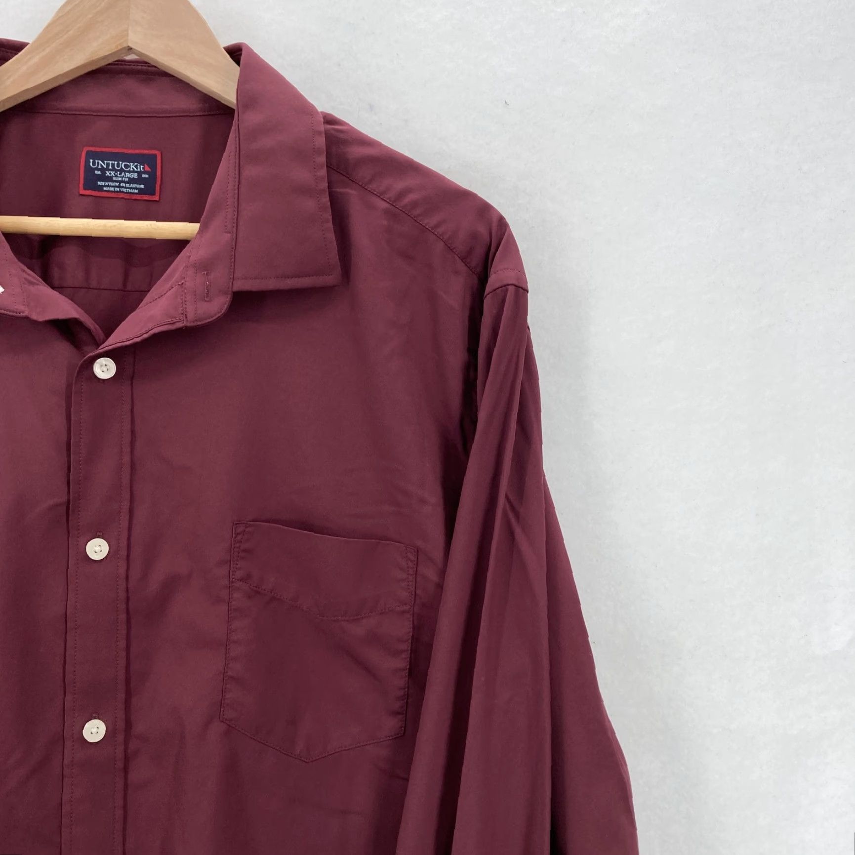 UNTUCKit UNTUCKit Shirt Mens 2XL Burgundy Gironde Slim Fit Button Up Long Sleeve Stretch Size US XXL / EU 58 / 5 - 2 Thumbnail