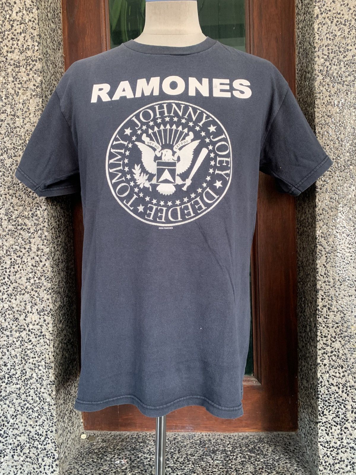 Band Tees Vintage 2004 Ramones Rock Band / Punk Rock T shirt Size US M / EU 48-50 / 2 - 1 Thumbnail