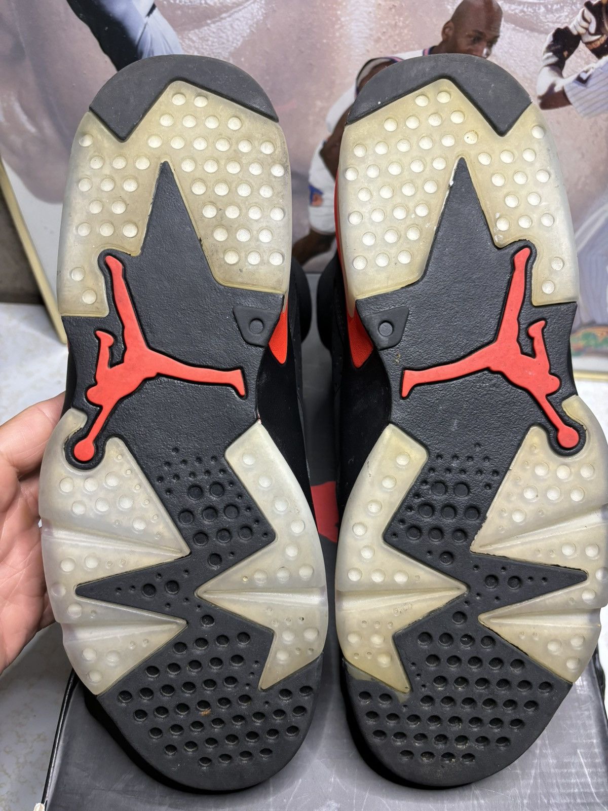 Jordan Brand Air Jordan 6 Retro 2019 Infrared 2019 Size US 10.5 / EU 43-44 - 5 Thumbnail