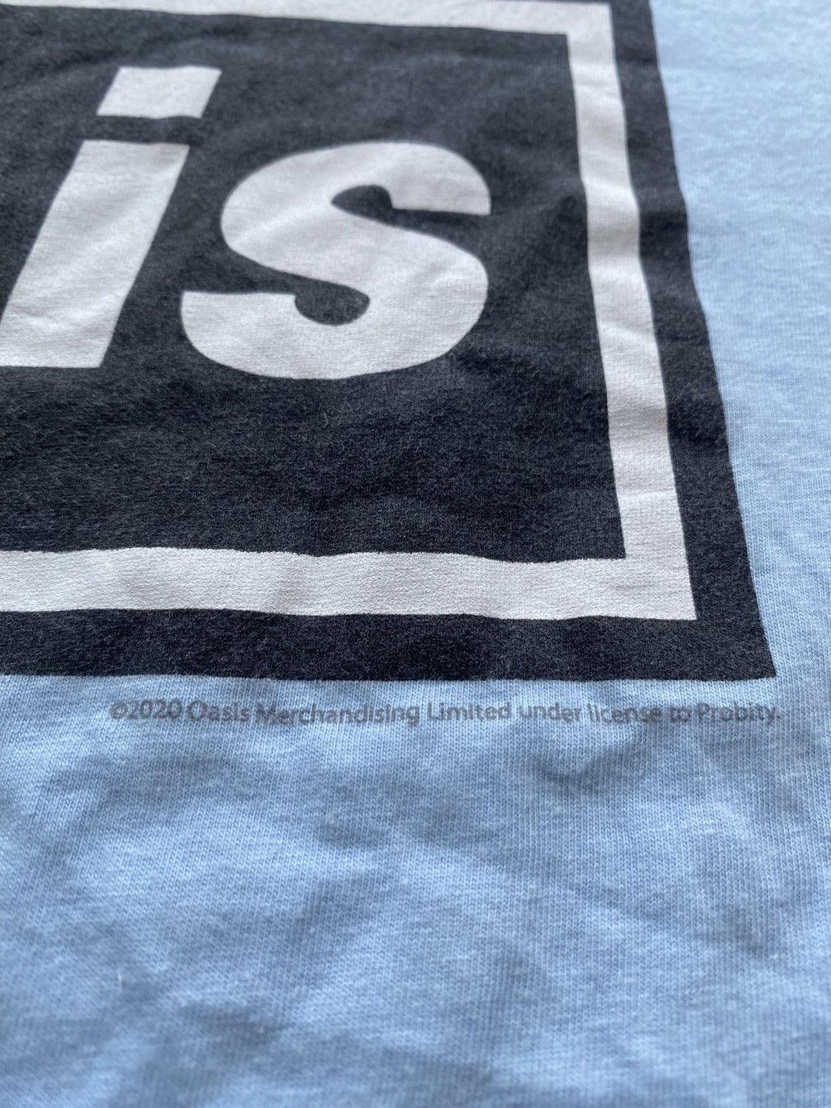 Band Tees 🔥00s 2020 Oasis Band Tour blue tee faded Size US S / EU 44-46 / 1 - 3 Thumbnail