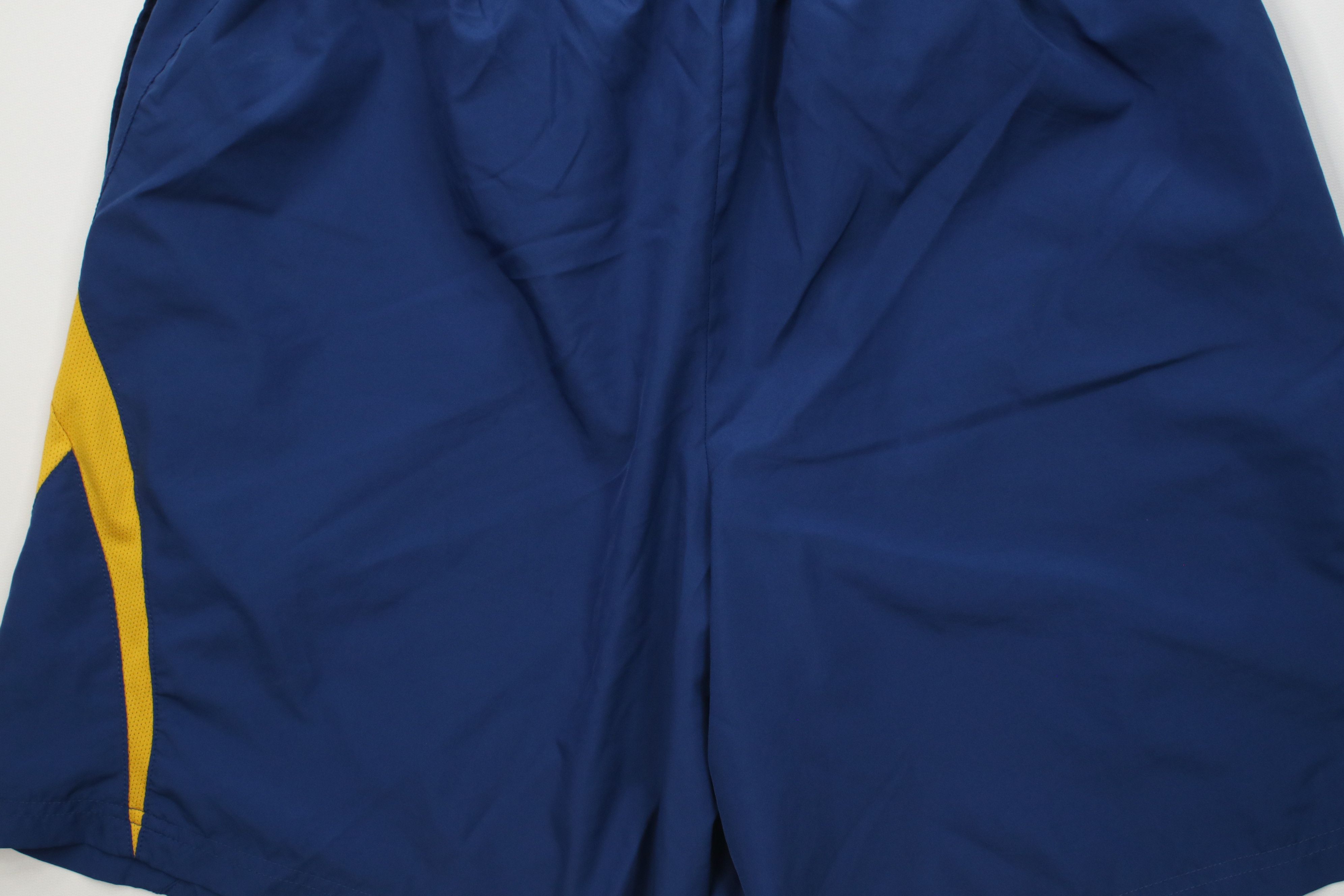 Champion Vintage 90s Y2K Champion Logo Running Jogging Soccer Shorts Size US 38 / EU 54 - 10 Thumbnail