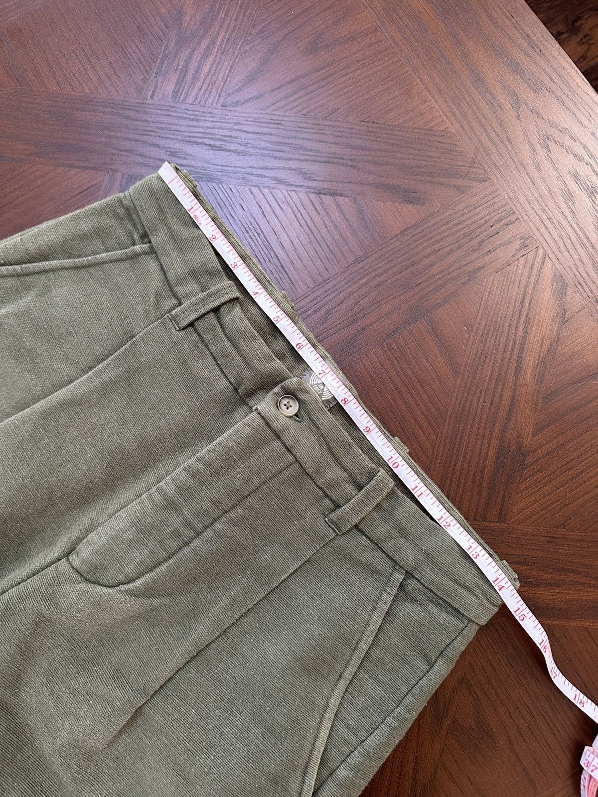 18 East JIAN SINGLE PLEAT PANT - RIFLE GREEN HANDSPUN COTTON CANVAS Size US 28 / EU 44 - 8 Thumbnail