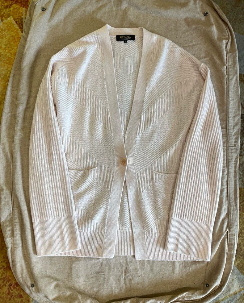 Loro Piana LORO PIANA Pink baby cashmere LP cardigan Size XS / US 0-2 / IT 36-38 - 1 Thumbnail