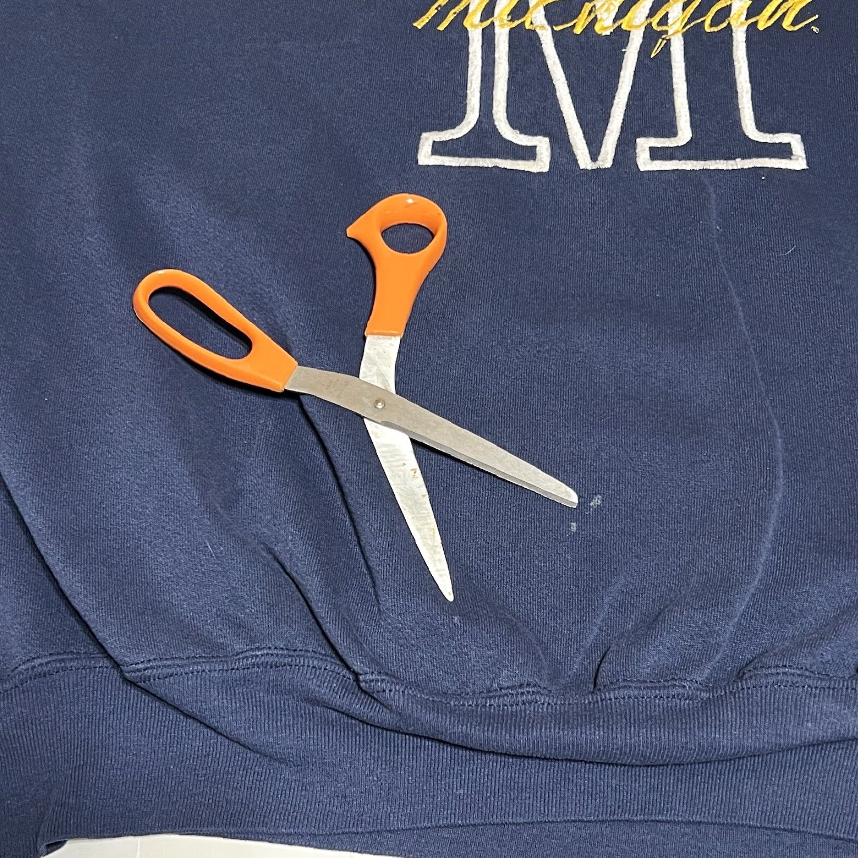 Vintage VINTAGE Dodger Embroidered Michigan Crewneck Sweatshirt Made in USA Men's XXL Crew Neck Blue Cotton Blend Pullover Embroidered Sweatshirt USA Men Size US XXL / EU 58 / 5 - 8 Thumbnail