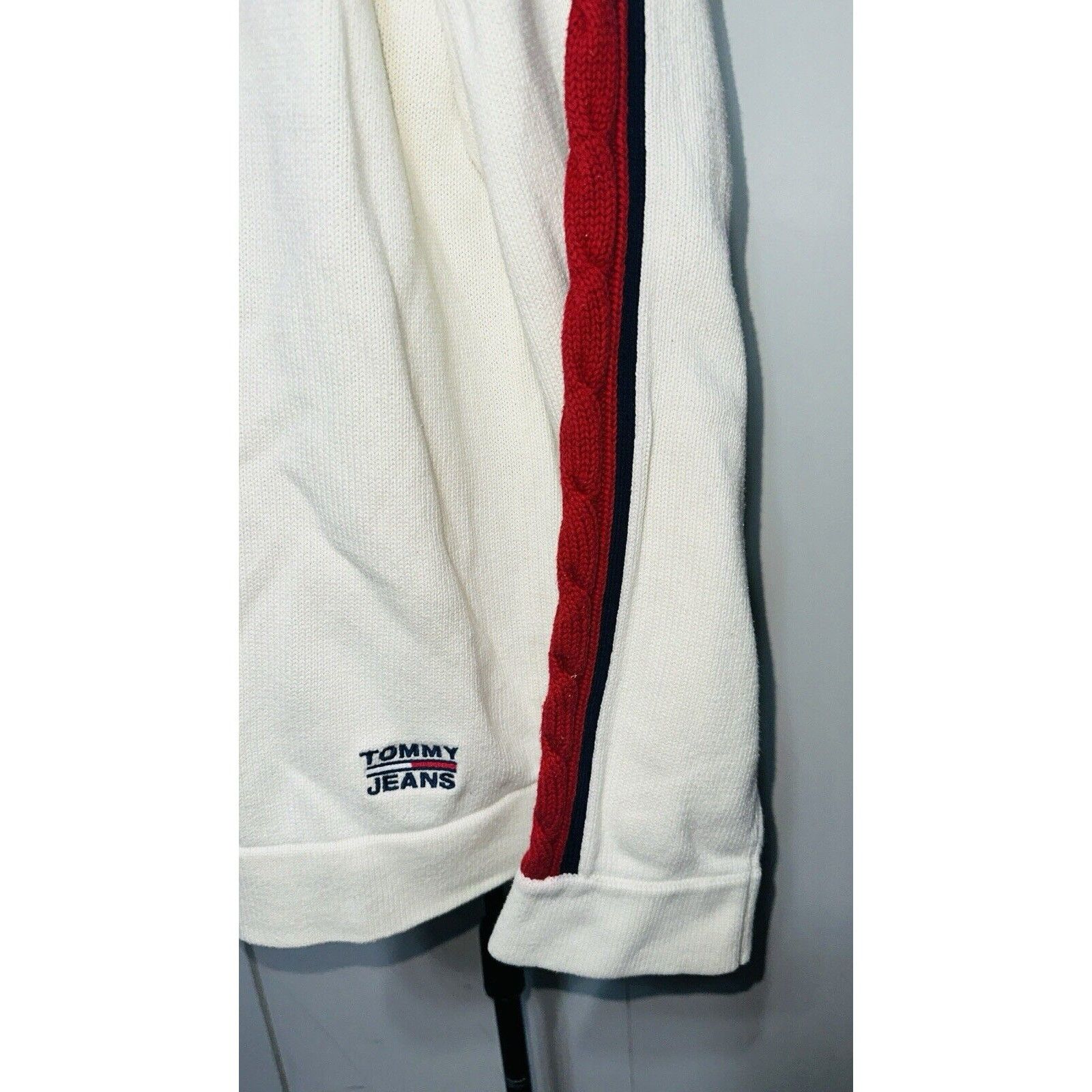 Tommy Hilfiger Tommy Hilfiger Jeans Embroidered Cable Sweater Big Logo XL Size US XL / EU 56 / 4 - 4 Thumbnail