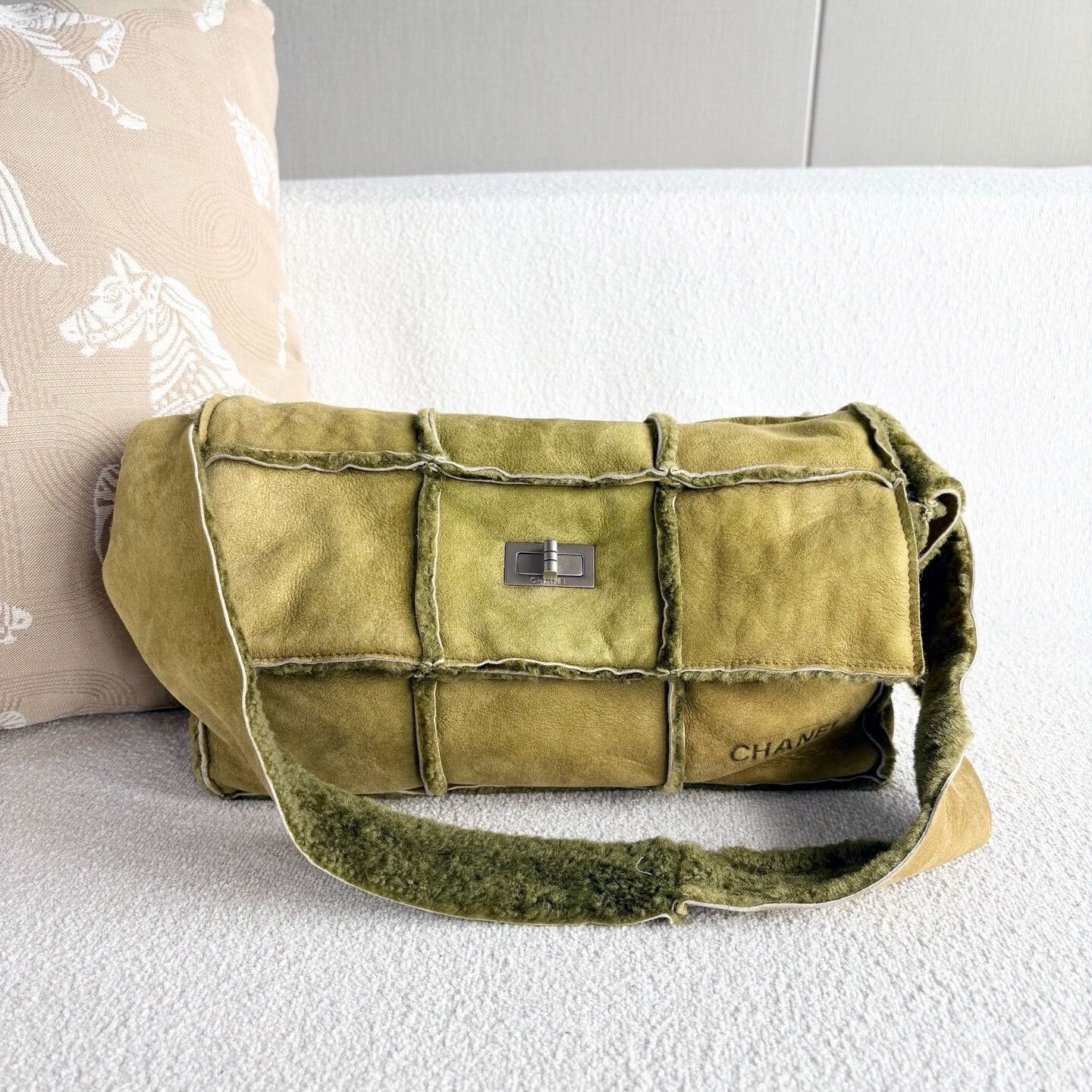 Chanel Pre-loved Bag Very good condition Size ONE SIZE - 1 Thumbnail