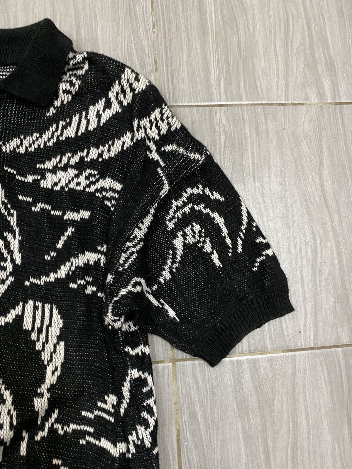 Japanese Brand Vintage Backgammon Polo Knitwear Black White Size US L / EU 52-54 / 3 - 3 Thumbnail