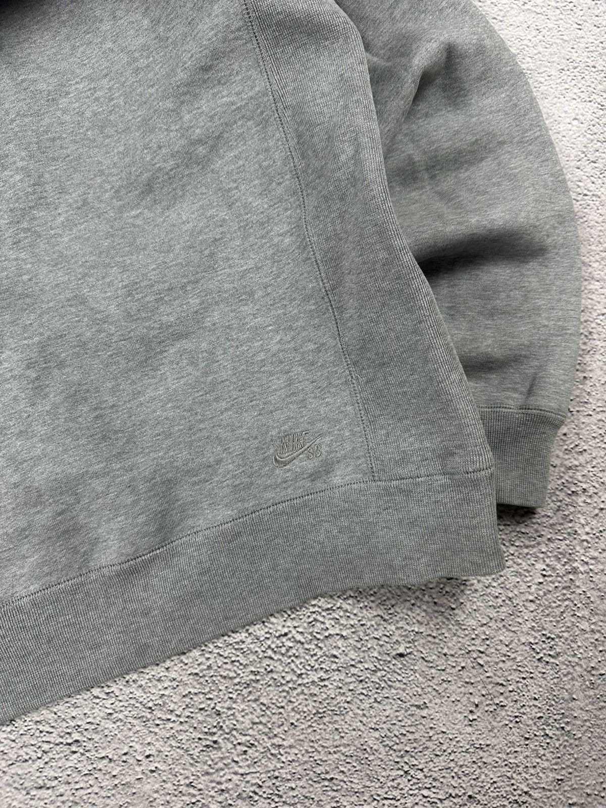 Nike Vintage Nike SB Hoodie Big Logo Y2K Sportwear Style Size US M / EU 48-50 / 2 - 12 Thumbnail