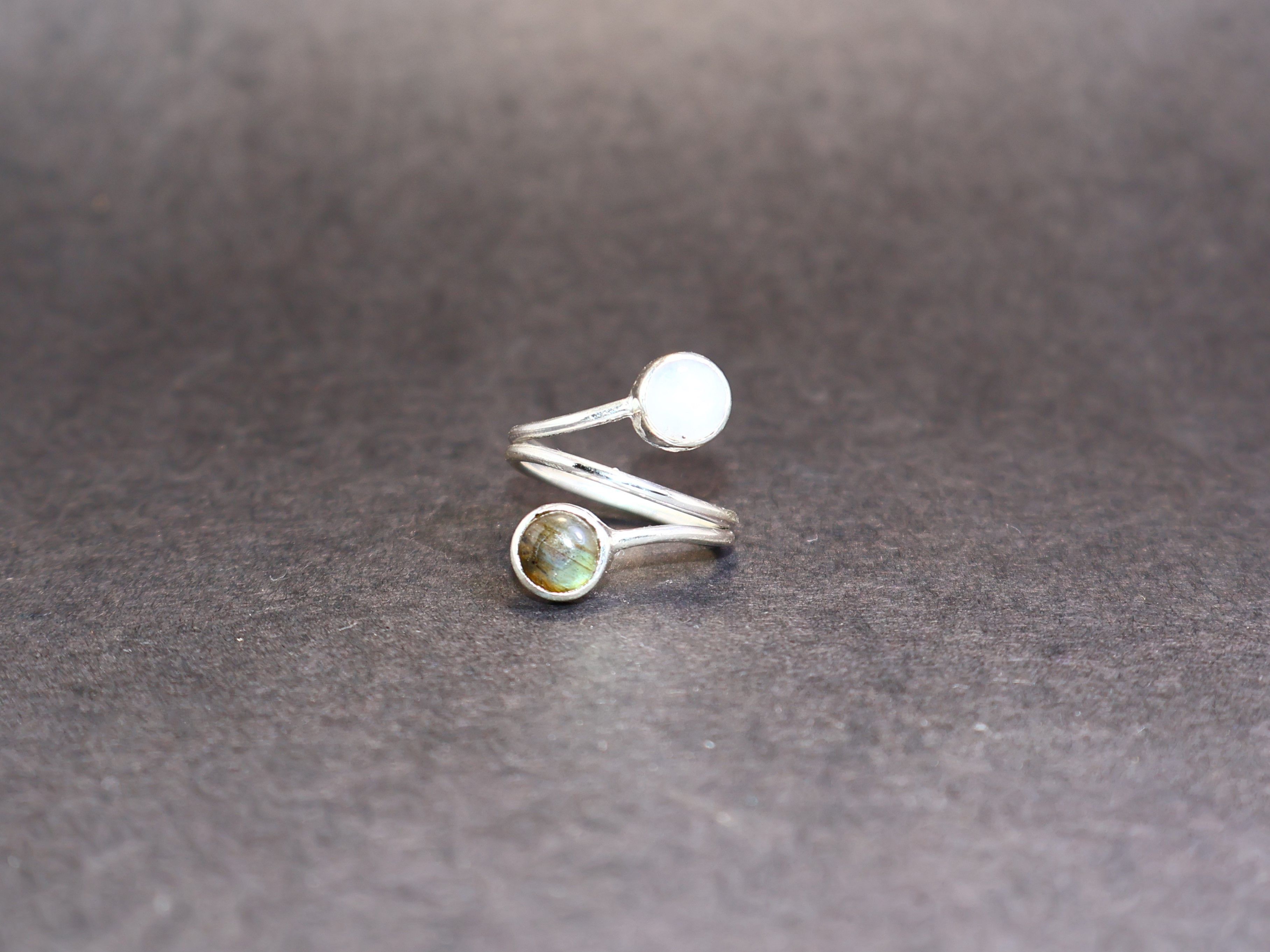 Handmade Moonstone Ring, Labradorite ring, 925 Handmade Silver Ring, Size ONE SIZE - 9 Thumbnail