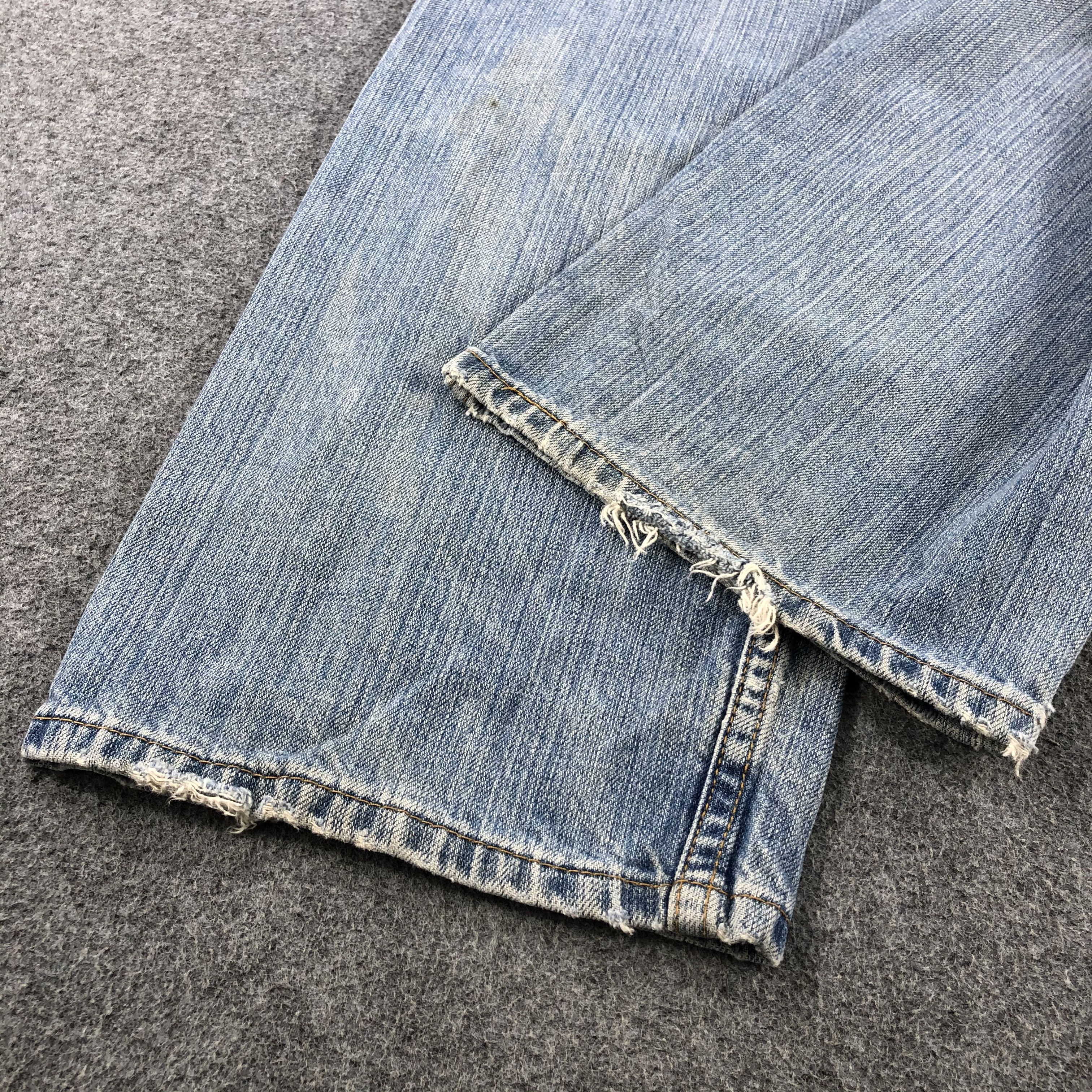 Levi's × Vintage Vintage Light Wash Levis 569 Jeans-JM1856 Size US 37 - 4 Thumbnail