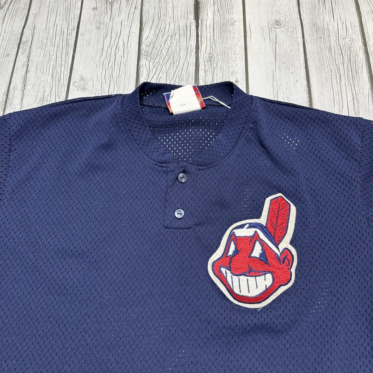 MLB Vintage Cleveland Indians jersey Size US L / EU 52-54 / 3 - 3 Thumbnail
