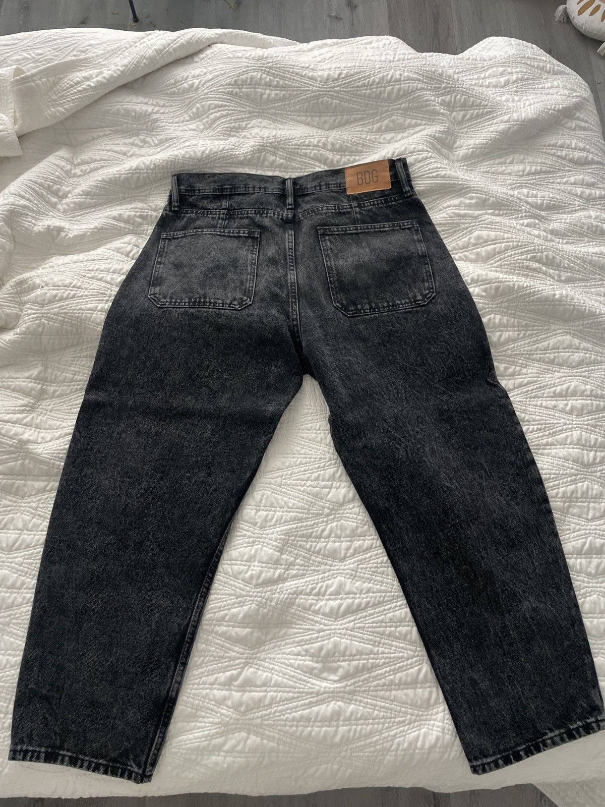 Bdg × Urban Outfitters Urban outfitter BDG curved fit Size US 32 / EU 48 - 1 Thumbnail
