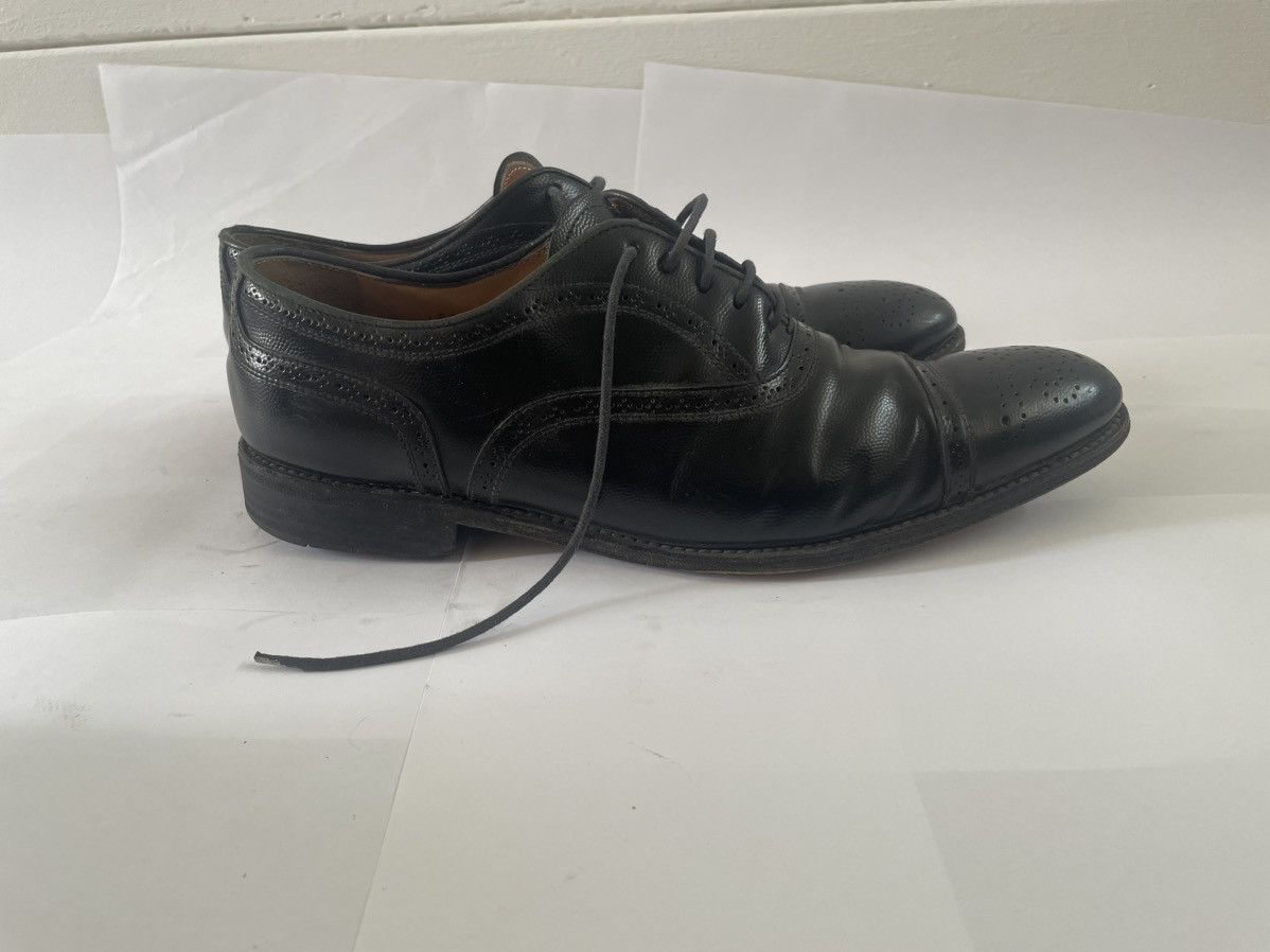 Church's Black leather lace up brogues Size US 9 / IT 39 - 2 Thumbnail