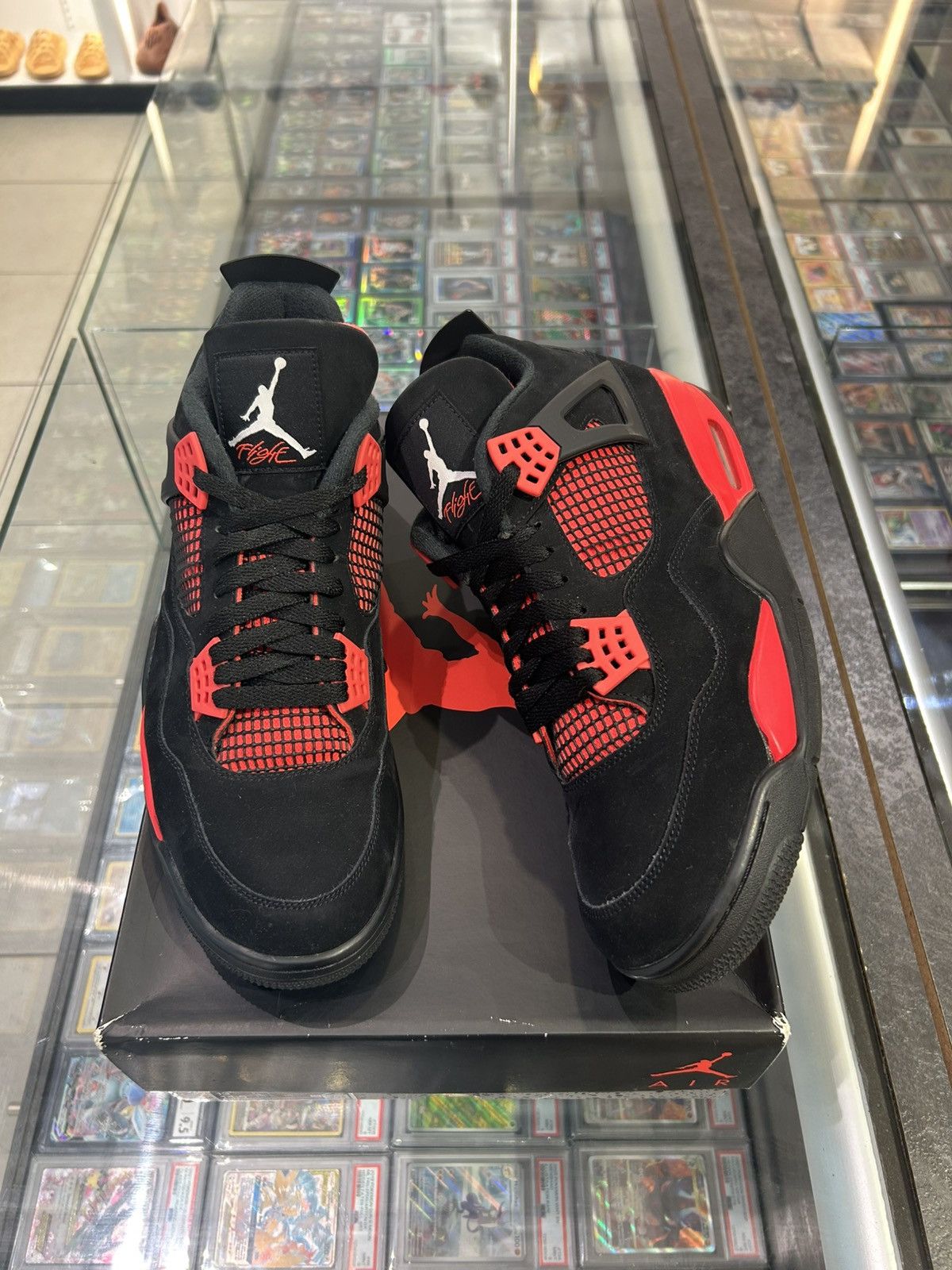 Jordan Brand Jordan 4 Red thunder Size US 13 / EU 46 - 1 Thumbnail