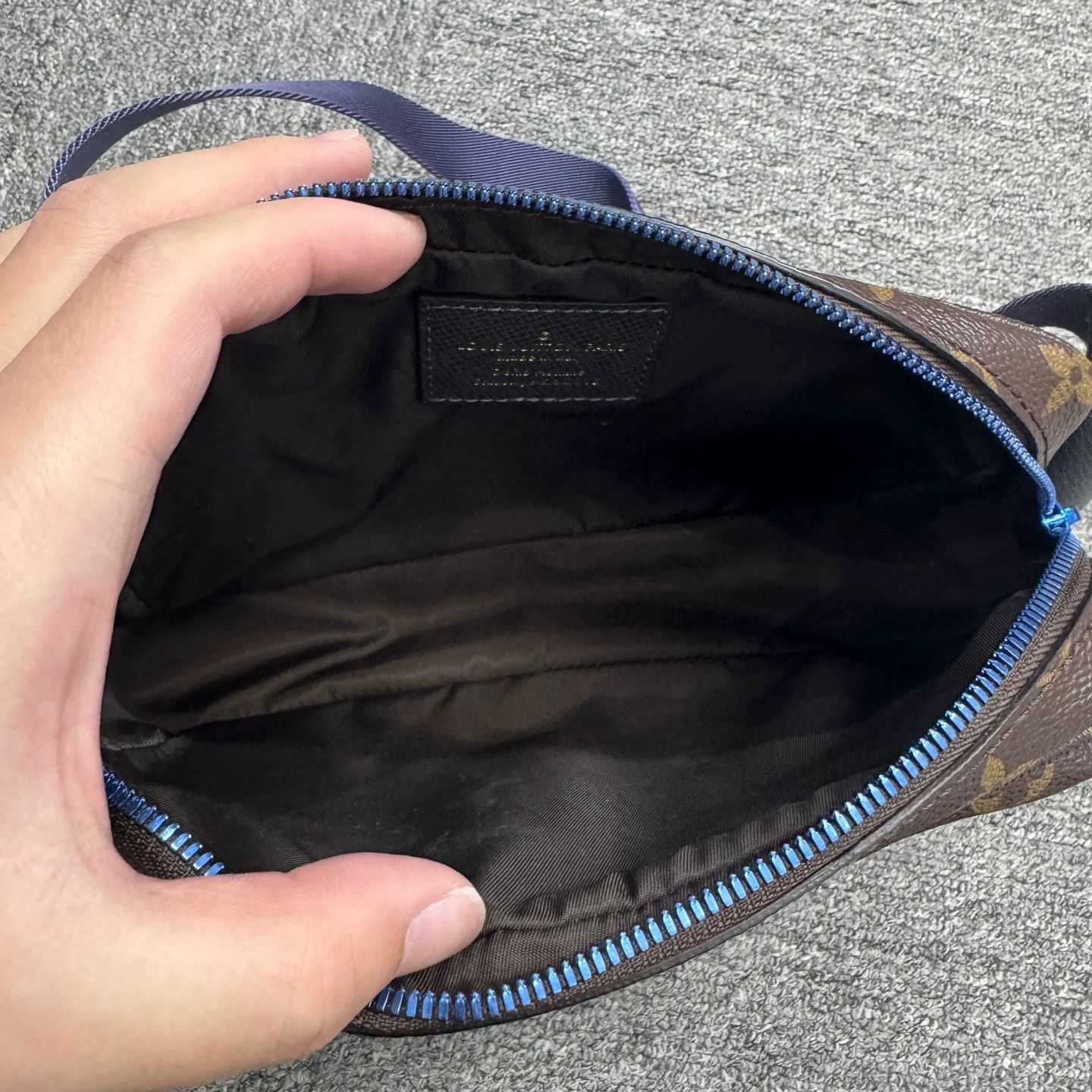 Louis Vuitton Multi-Color Monogram Fanny Pack Size ONE SIZE - 6 Thumbnail