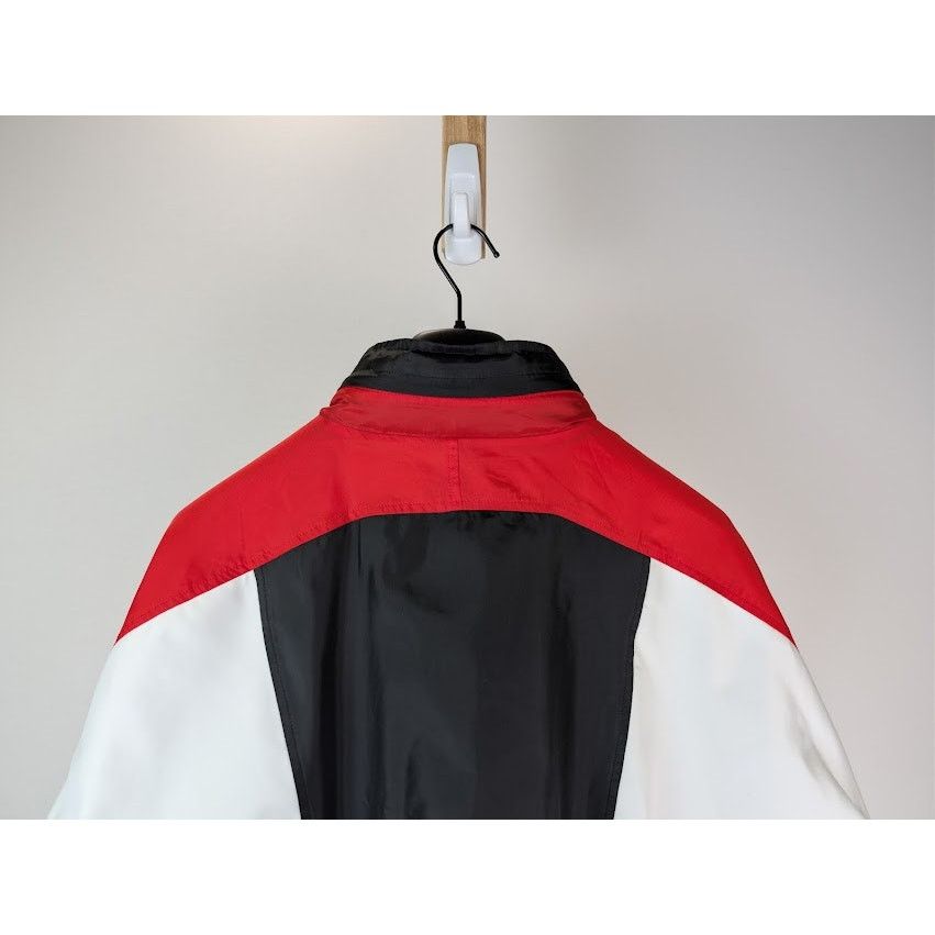 Nike o1rshd1 Sportswear Re-Issue Woven Jacket Black / Red / White Size US L / EU 52-54 / 3 - 13 Thumbnail