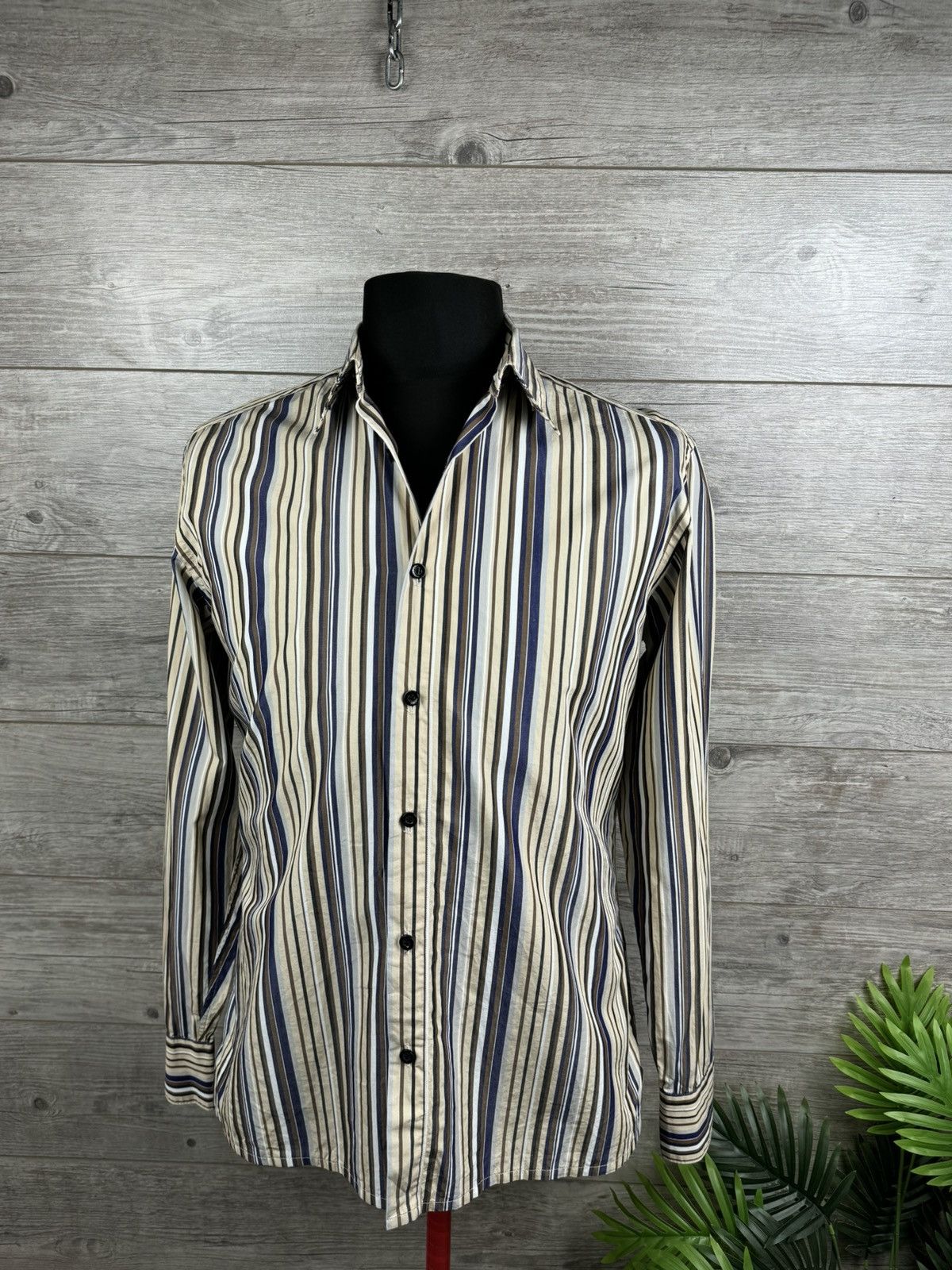 Designer × Givenchy × Vintage Givenchy Shirt Luxury In a beautiful stripe Size M Size US M / EU 48-50 / 2 - 6 Thumbnail