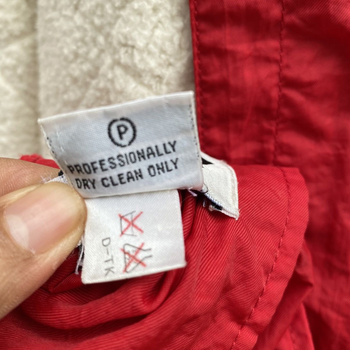 DKNY DKNY Red Button-Up Coach Jacket with Crest Size US S / EU 44-46 / 1 - 11 Thumbnail