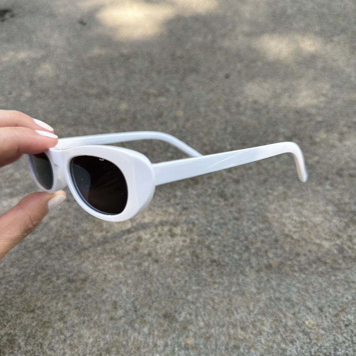Other Y2K Unisex Sunglasses Retro Fashion Shades KD18194-02 Size ONE SIZE - 2 Thumbnail