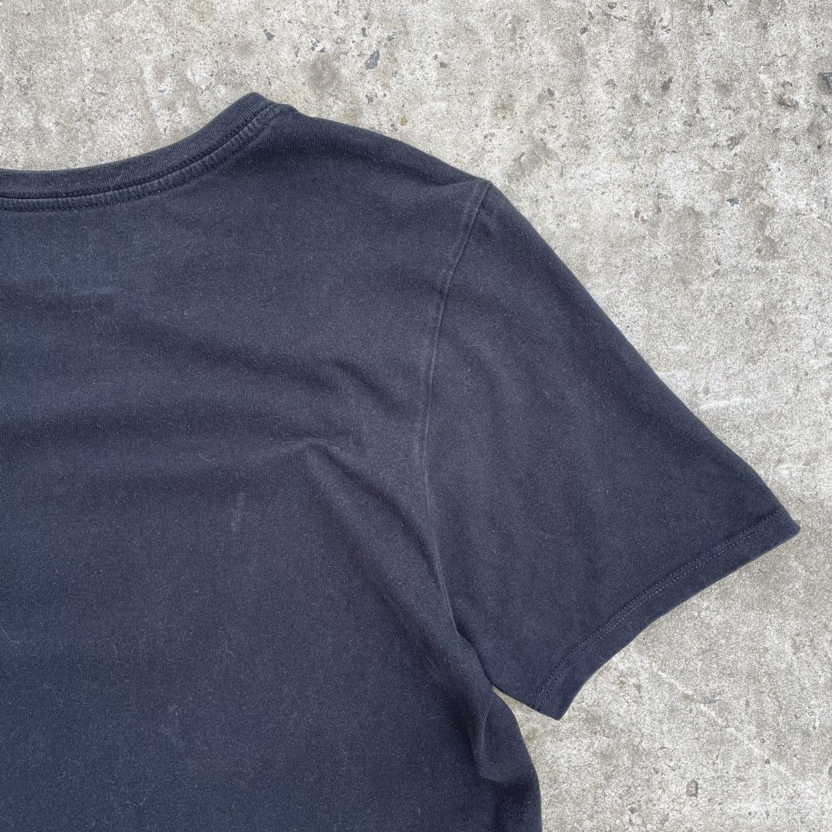 Vintage Vintage T-shirts Nike Air Sickness Big Logo Y2K 00s Size US S / EU 44-46 / 1 - 11 Thumbnail