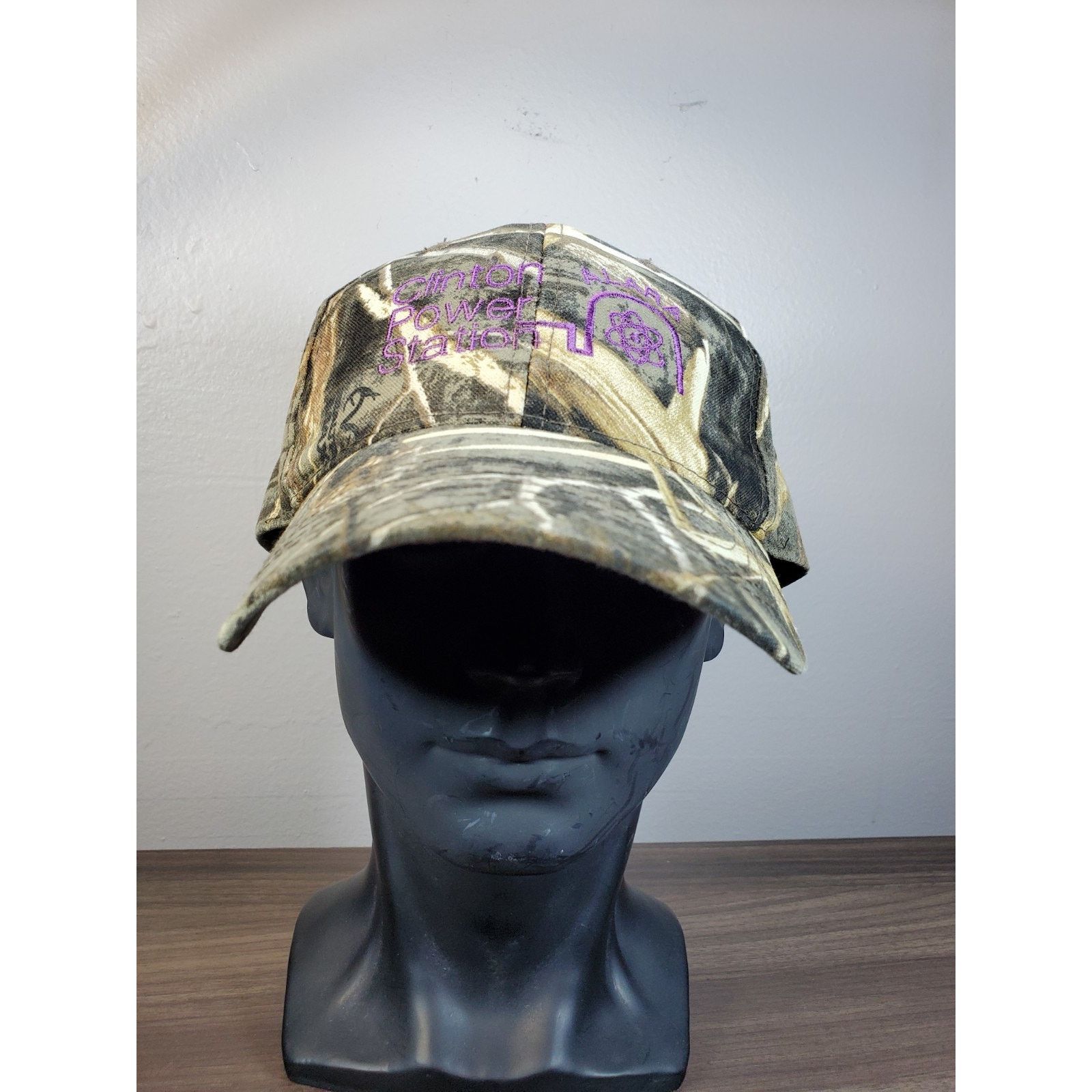 Realtree × Vintage Clinton Power Station Nuclear Power Hat Camo Cap ALARA Size ONE SIZE - 4 Thumbnail