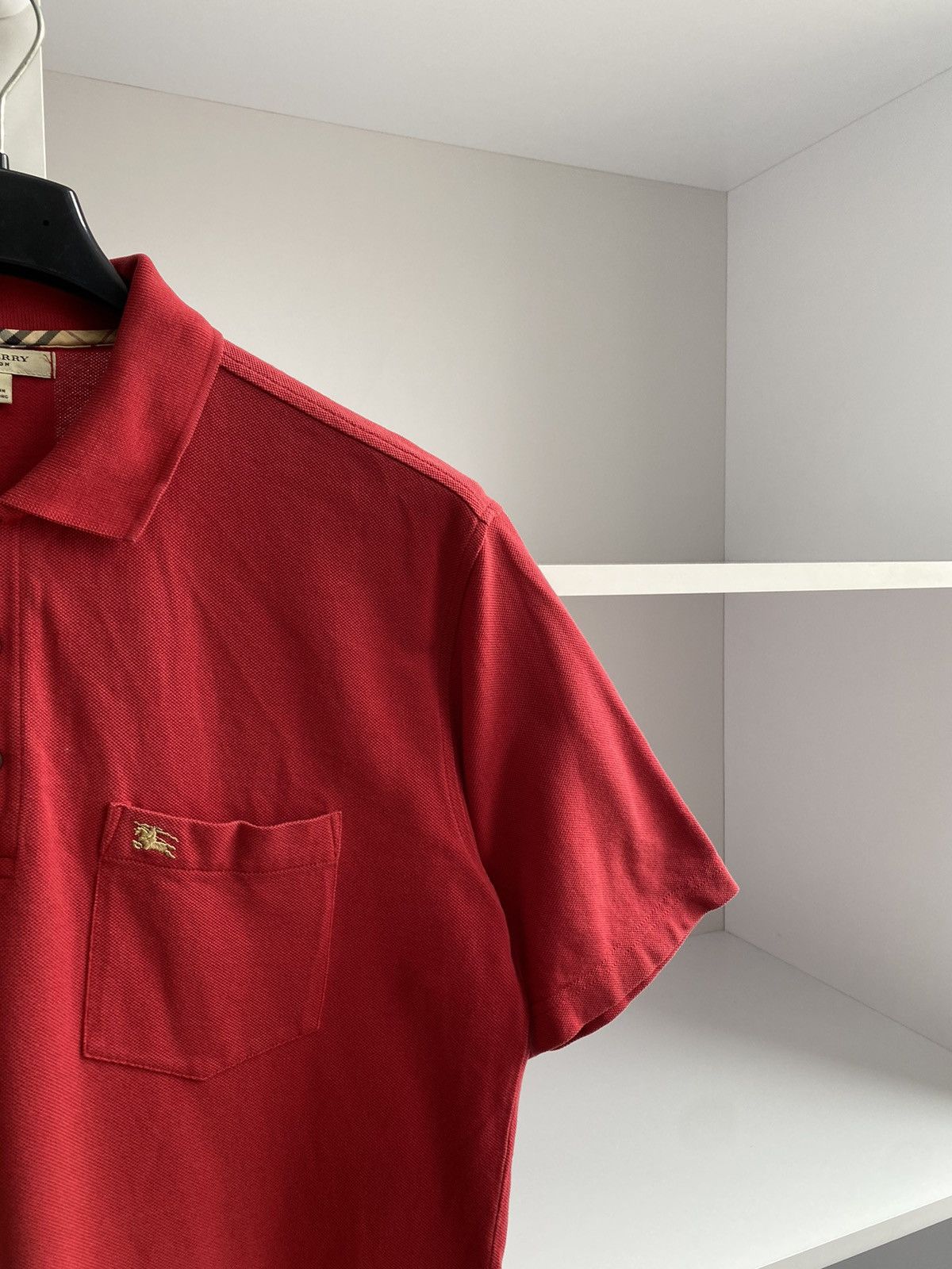 Burberry × Vintage Vintage Burberry Red Polo T-Shirt Size US M / EU 48-50 / 2 - 7 Thumbnail