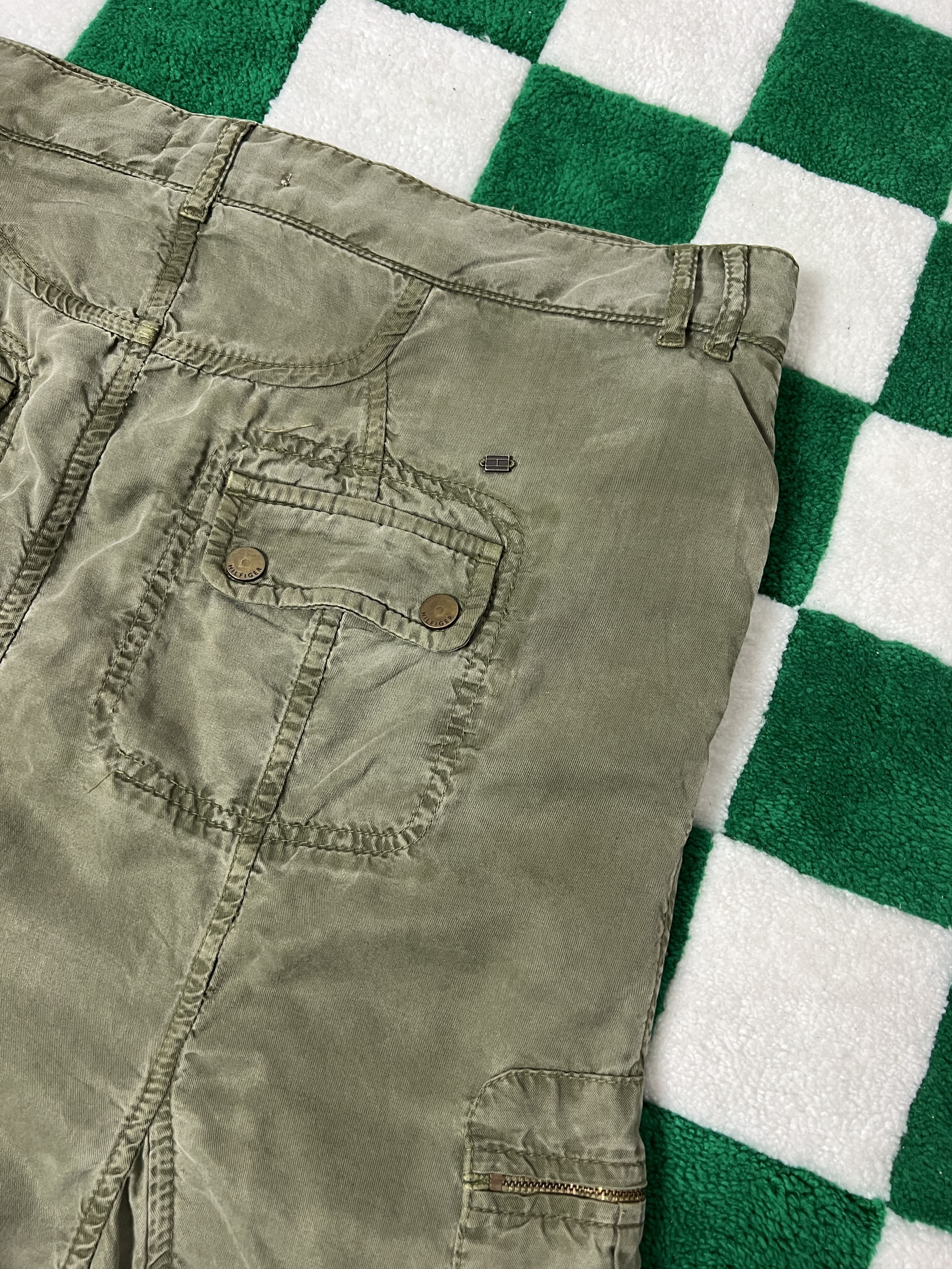 Tommy Hilfiger Tommy Hilfiger Y2K Grunge Skirt size 12 Size 34" / US 12 / IT 48 - 21 Thumbnail