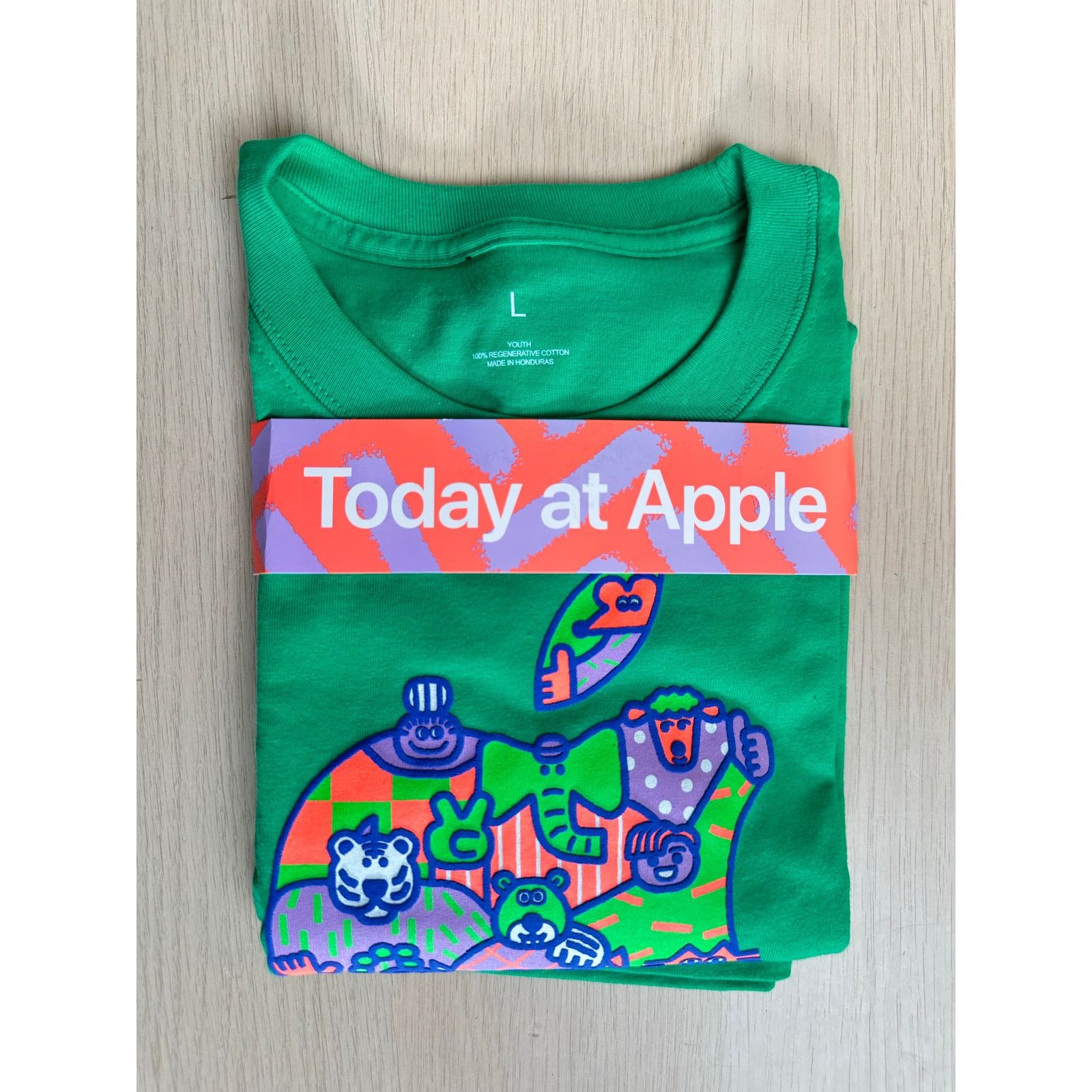 Apple Rare Today at Apple Green Cotton T-Shirt Size L (Youth) Size XS / US 0-2 / IT 36-38 - 1 Thumbnail
