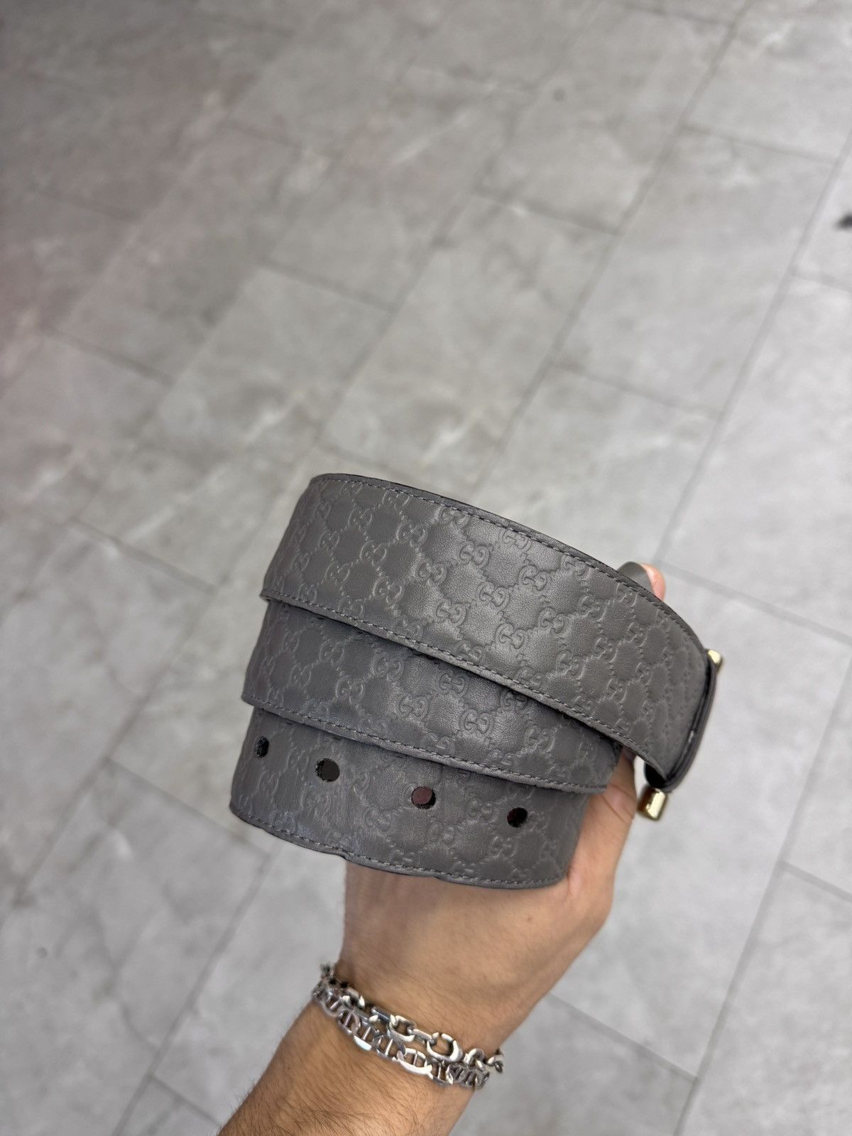 Gucci Gucci GG Embossed Monogram Grey Leather Belt Size 34 - 3 Thumbnail