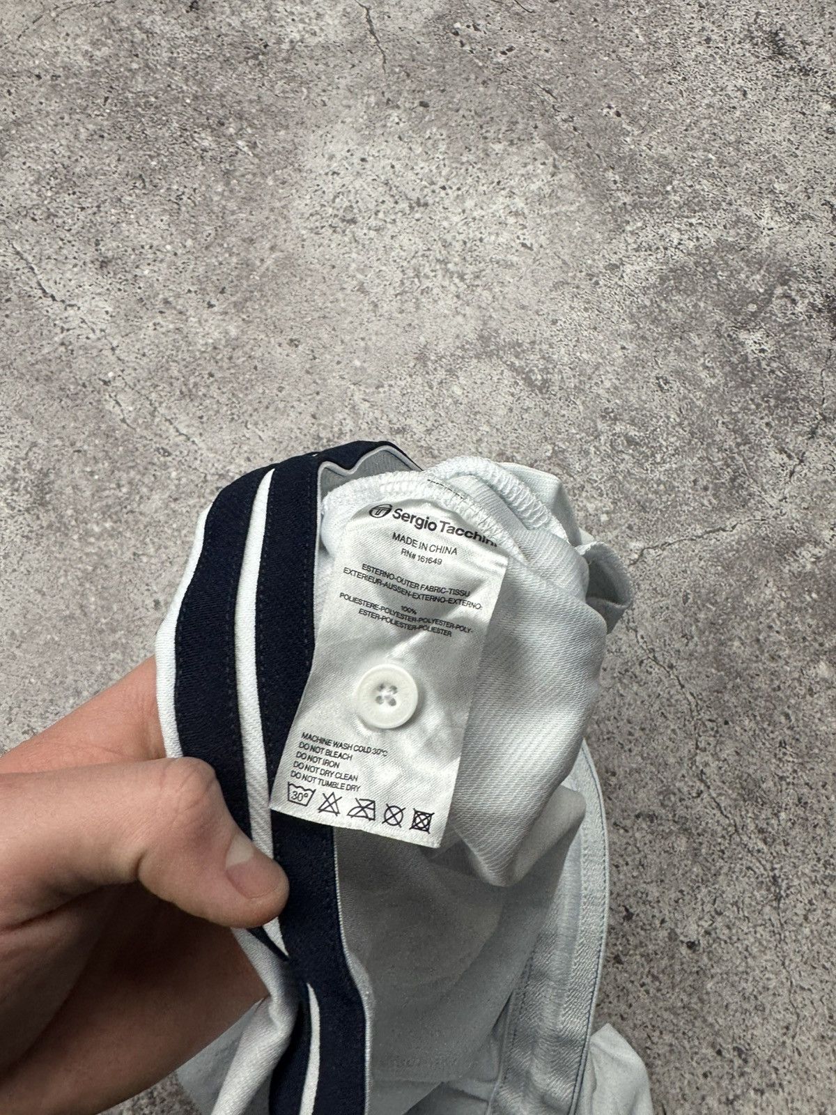 Sergio Tacchini Vintage Sergio Tacchini Y2K 90’s Tennis Shorts Roger Nadal Size US 38 / EU 54 - 7 Thumbnail