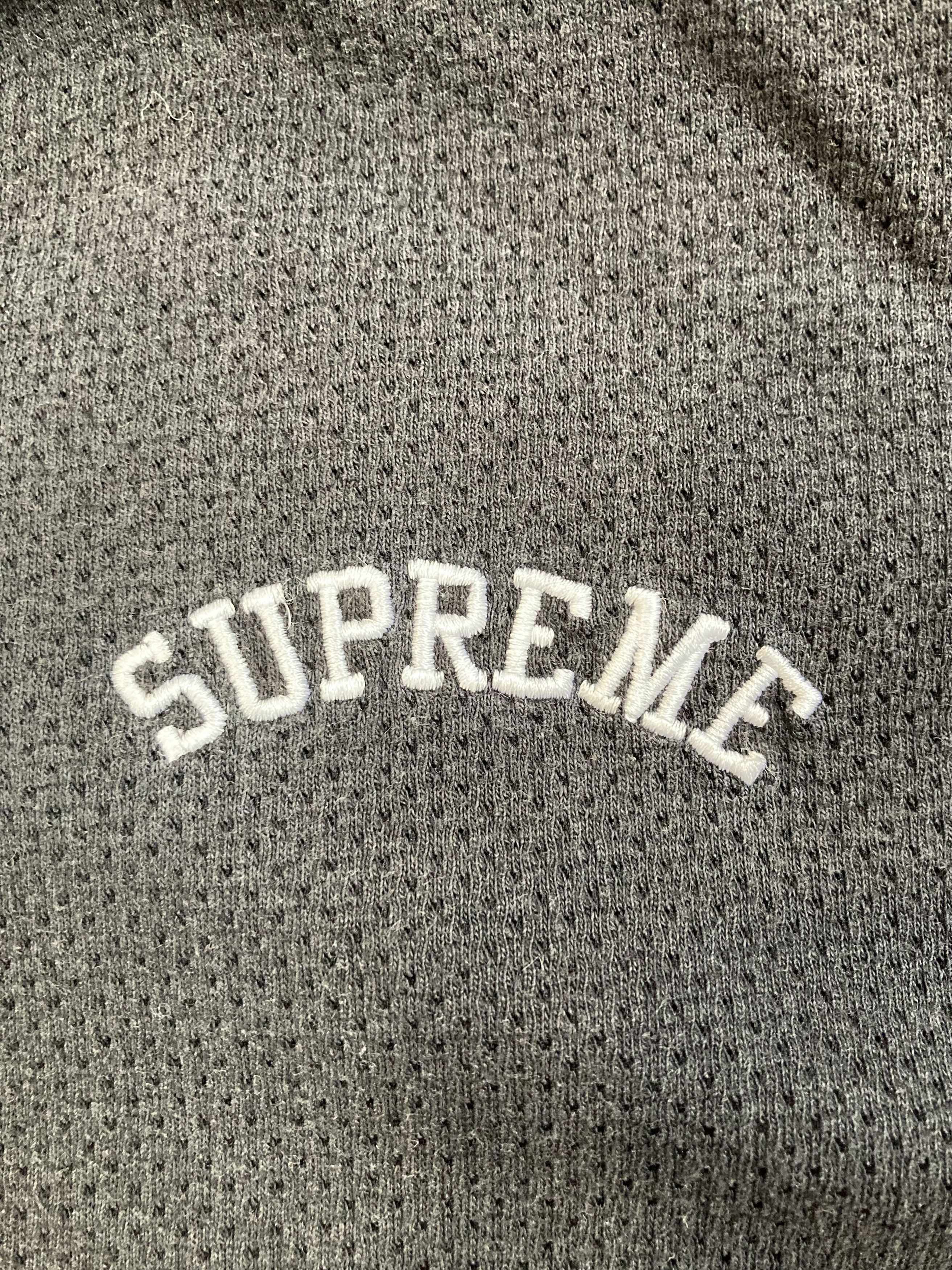 Supreme Supreme SS18 Mesh Arc Logo Tee Fade Black White Size US L / EU 52-54 / 3 - 3 Thumbnail