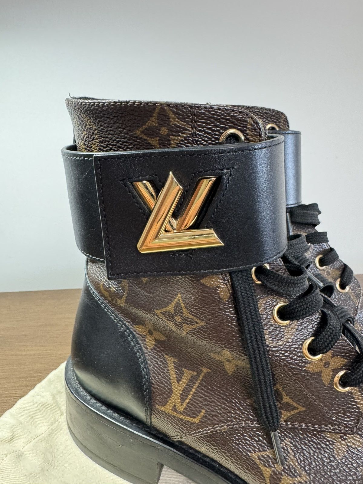 Louis Vuitton Louis Vuitton boots Size US 8.5 / IT 38.5 - 7 Thumbnail