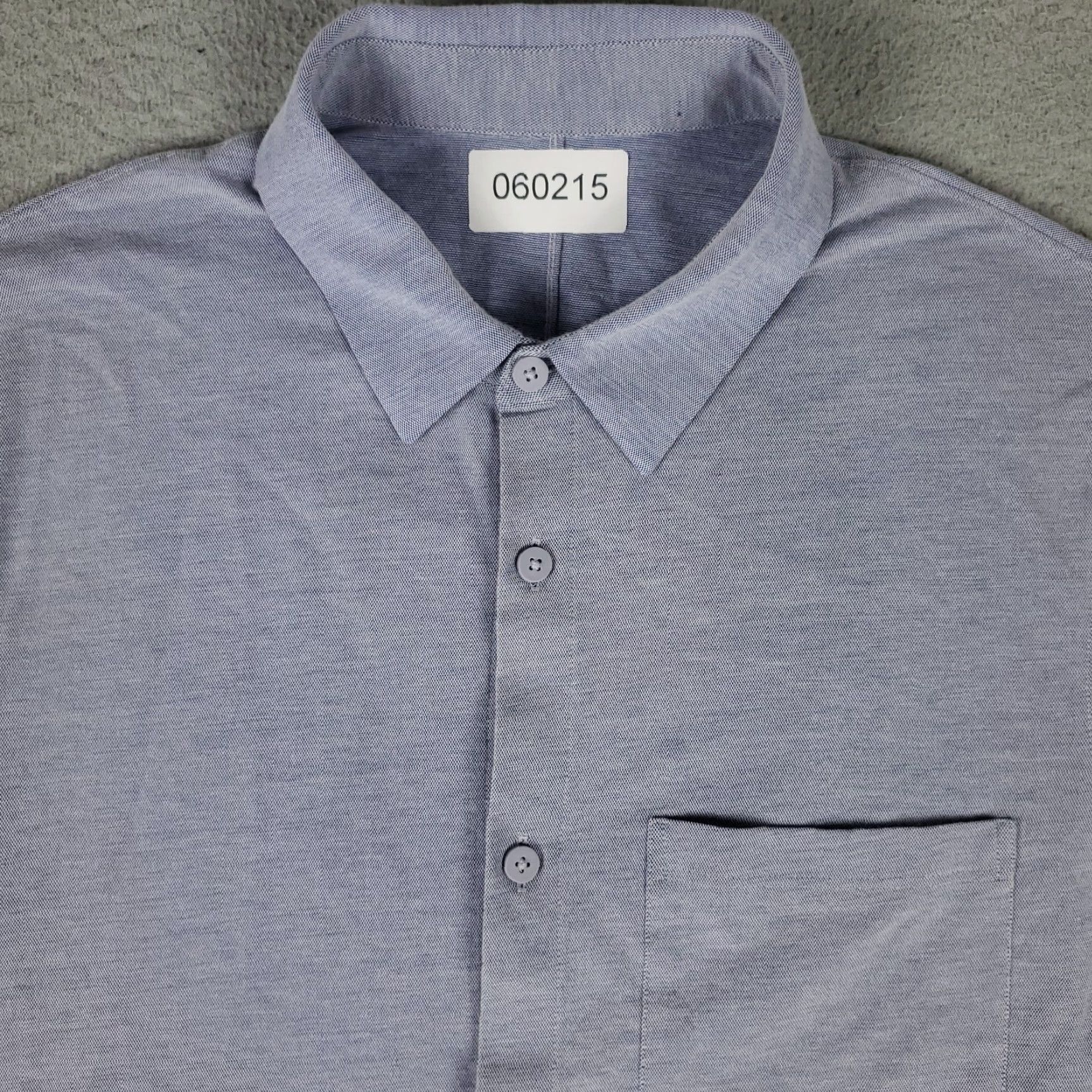 Lululemon Lululemon Shirt Mens Size Small Blue Stretch Pocket Button Up Short Sleeve Size US S / EU 44-46 / 1 - 2 Thumbnail