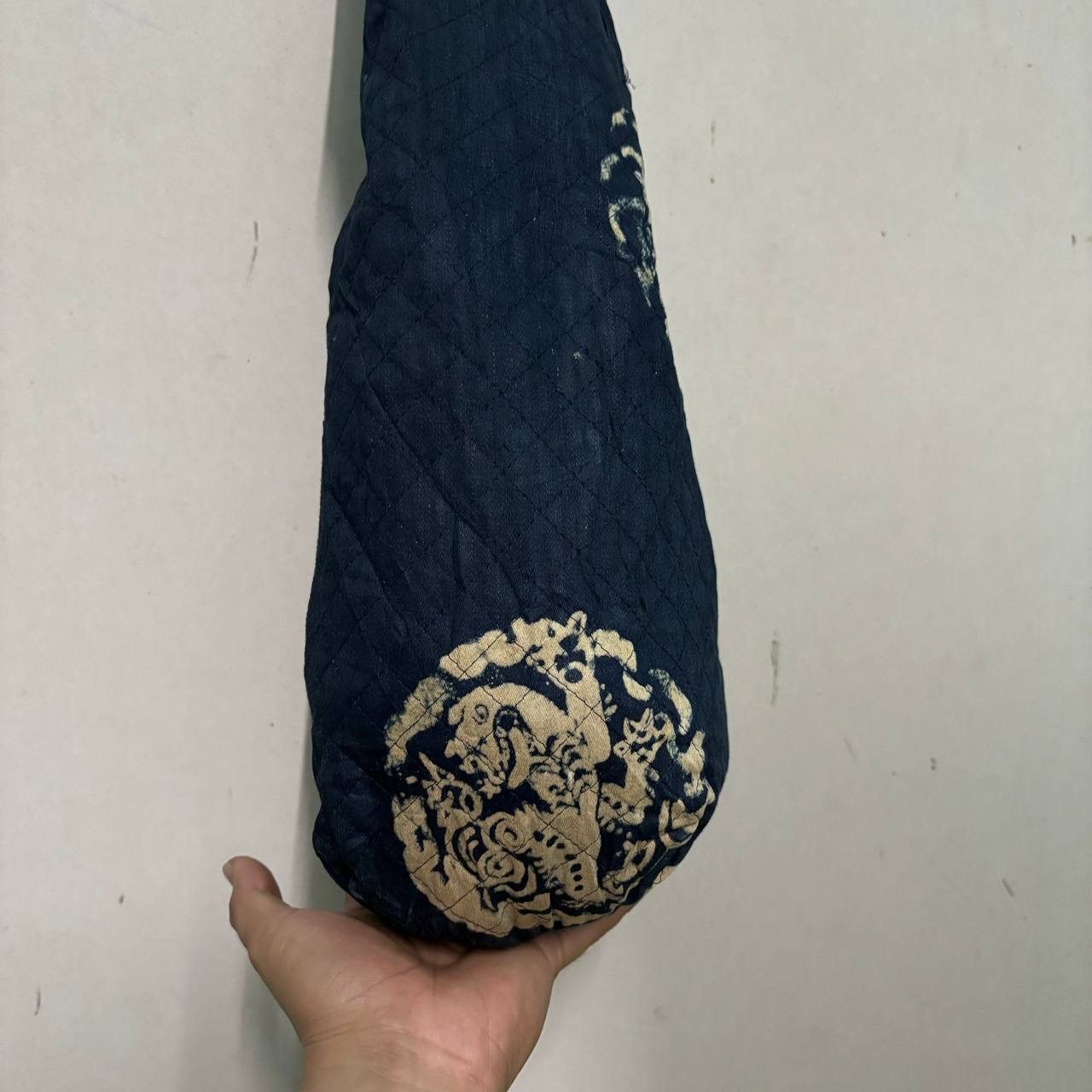 45rpm Vtg 45R 45rpm Quilted Indigo Batik Hobo Bag Made in Japan Size ONE SIZE - 8 Thumbnail