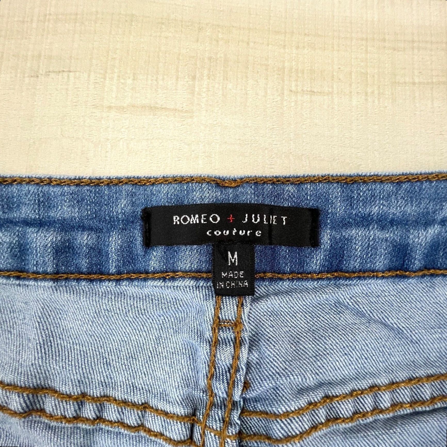 Vintage Romeo & Juliet Womens Medium Blue Skinny Distressed Denim Jeans Star Embellishment Size 32" / US 10 / IT 46 - 4 Thumbnail
