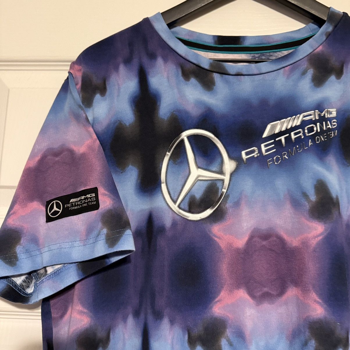 Mercedes-Benz × Puma Puma x Mercedez Benz Size S Size US S / EU 44-46 / 1 - 3 Thumbnail