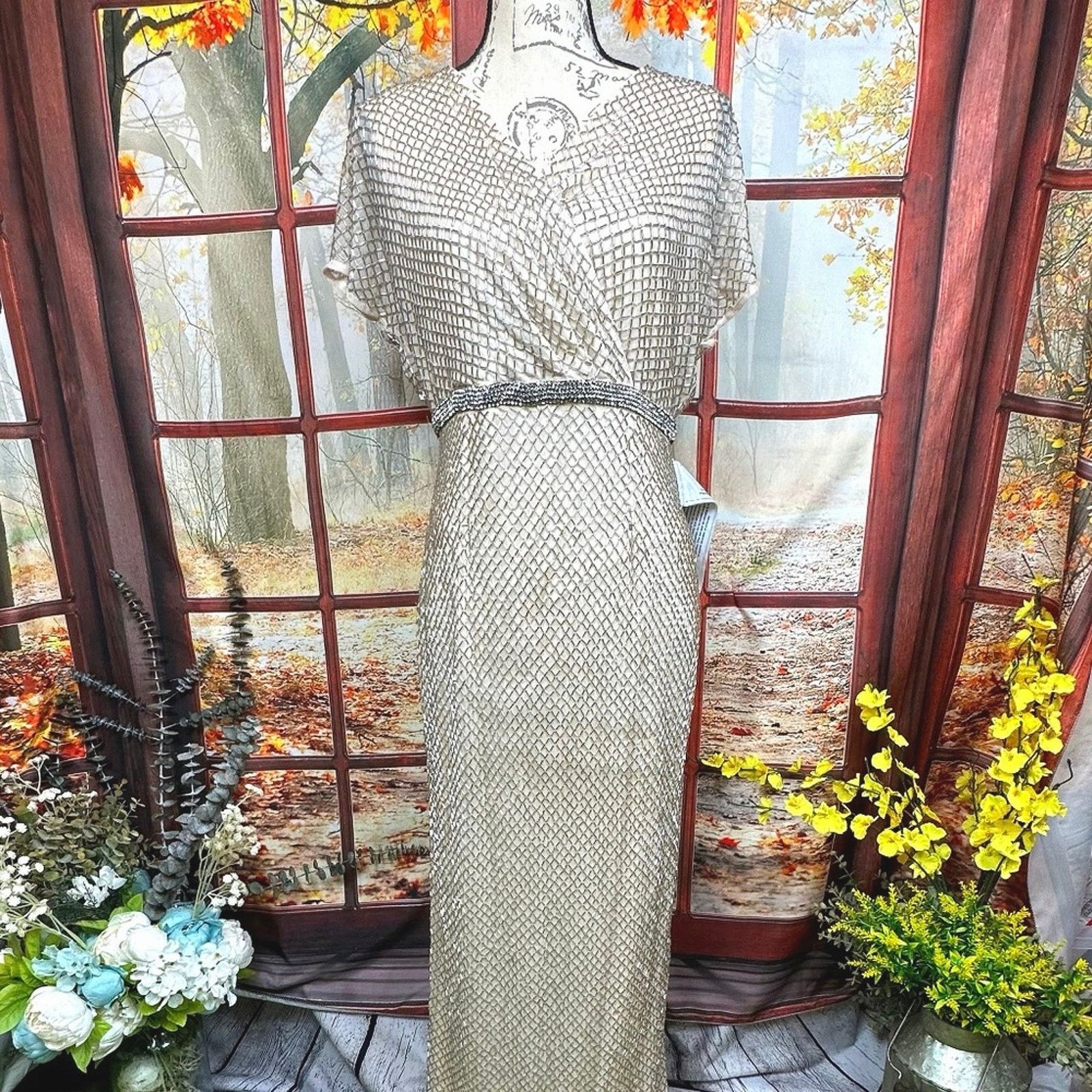 Other Mac Duggal Beaded Butterfly Sleeve Column Gown Nude Silver 8 Size M / US 6-8 / IT 42-44 - 5 Thumbnail