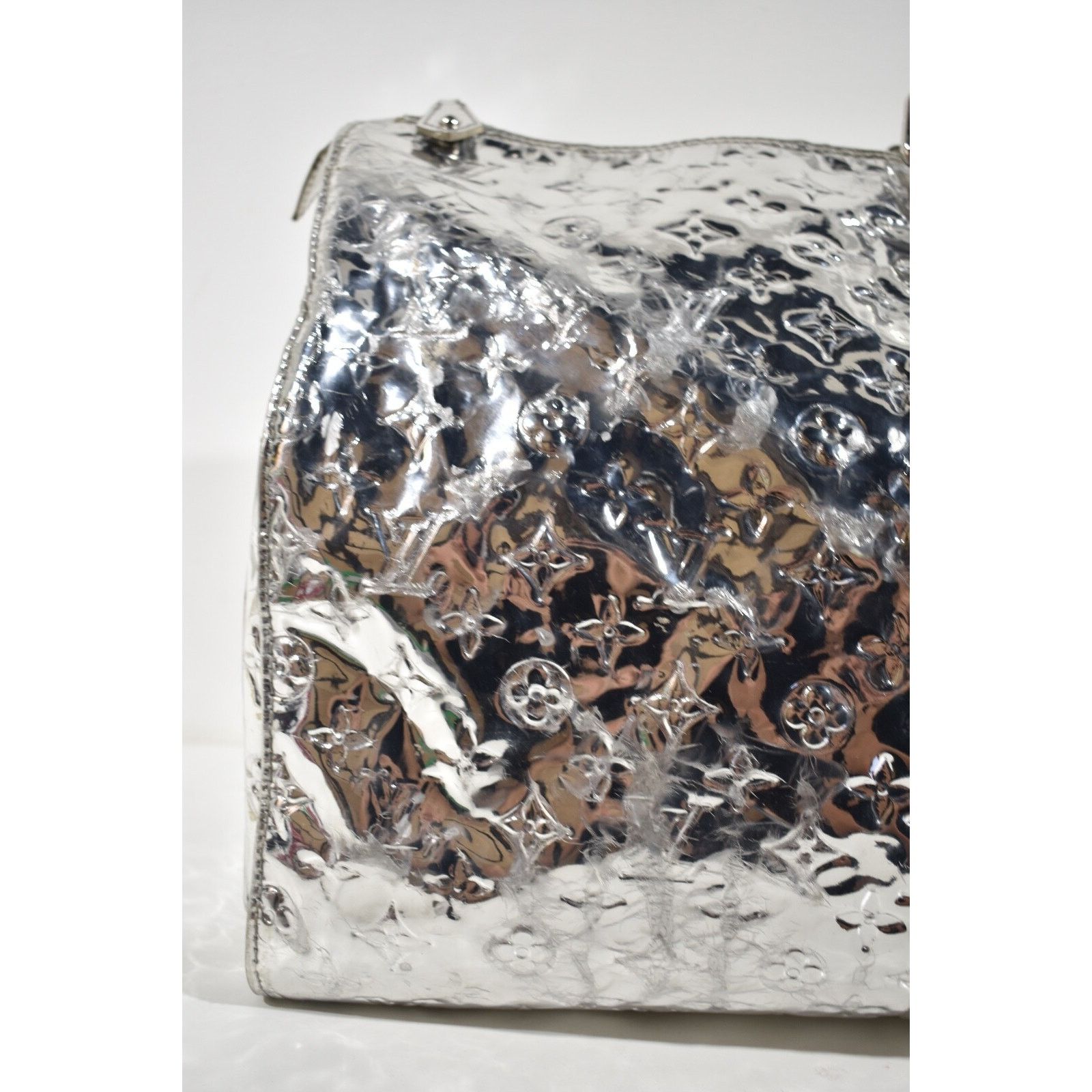 Louis Vuitton Louis Vuitton Keepall Mirror Weekend Travel Duffle Bag Size ONE SIZE - 3 Thumbnail