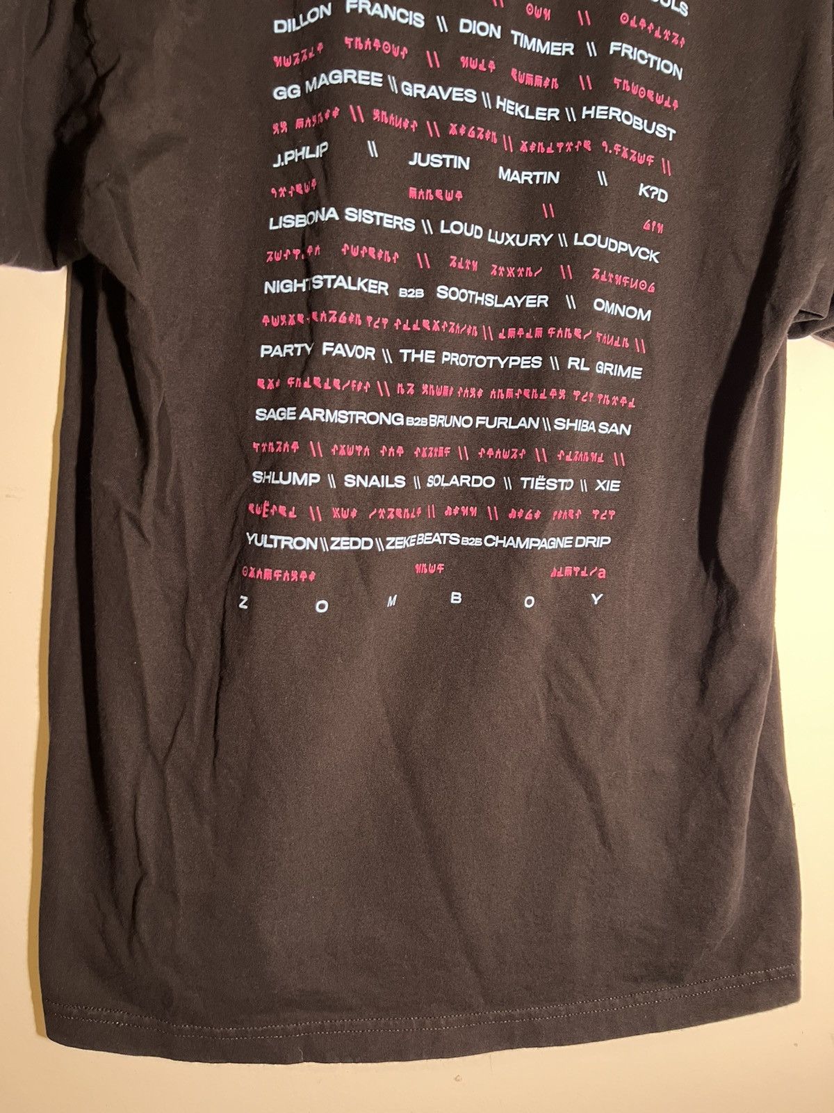 Vintage 2018 Countdown EDM Rave Music Festival UFO Alien Retro Shirt Size US L / EU 52-54 / 3 - 7 Thumbnail