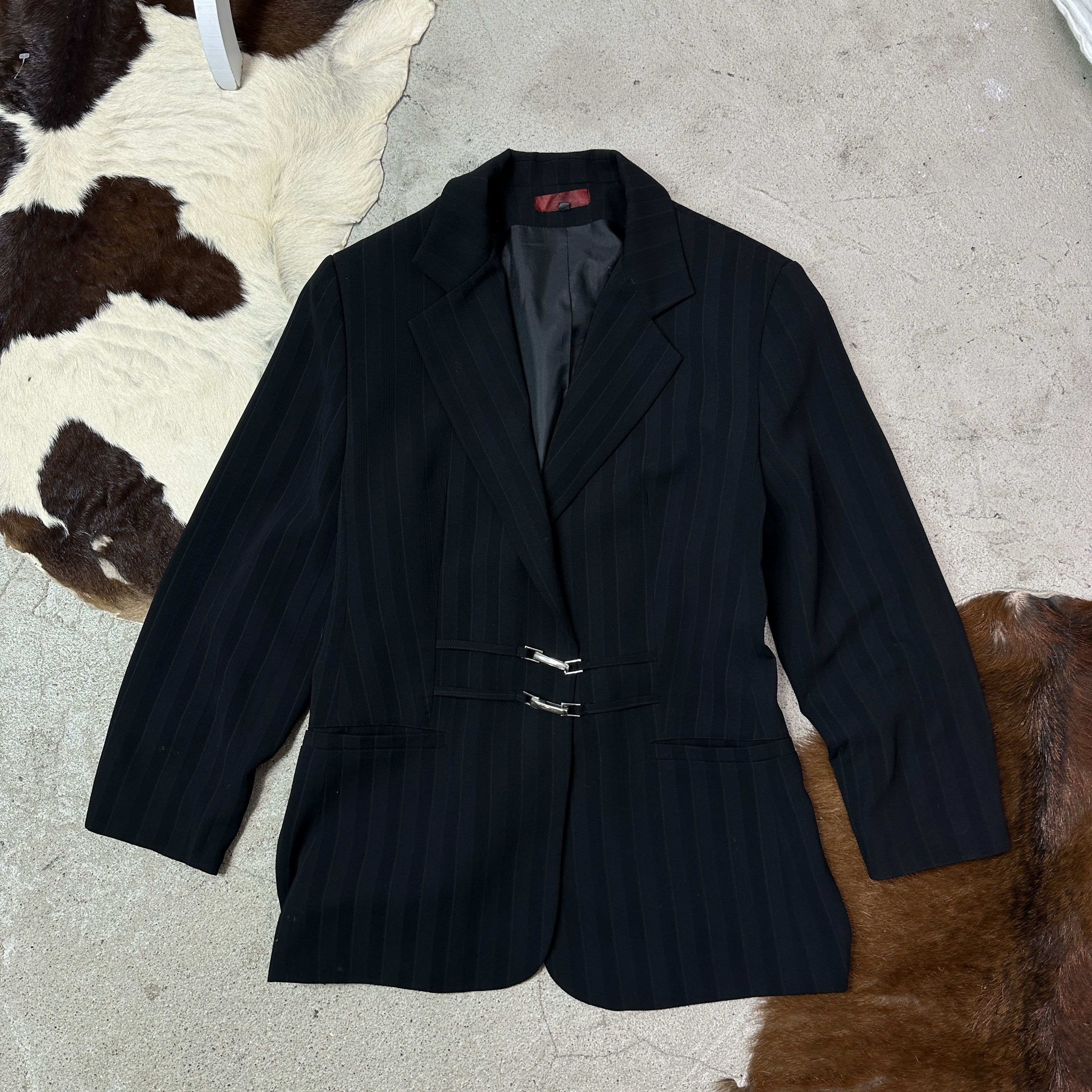 Vintage Vintage Avant Garde Classy Pinstripe Buckled Blazer Y2K Size L / US 10 / IT 46 - 4 Thumbnail