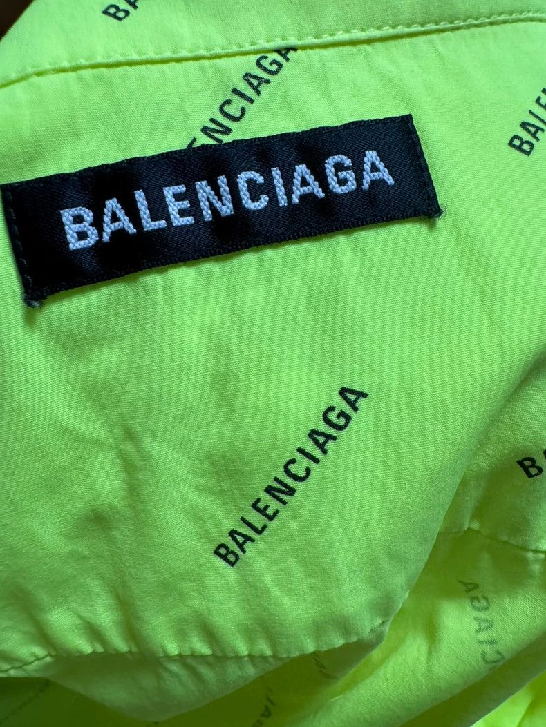 Balenciaga Balenciaga size 39 Shirt Fluorescent Yellow Letter Shirt Size US XXS / EU 40 - 3 Thumbnail