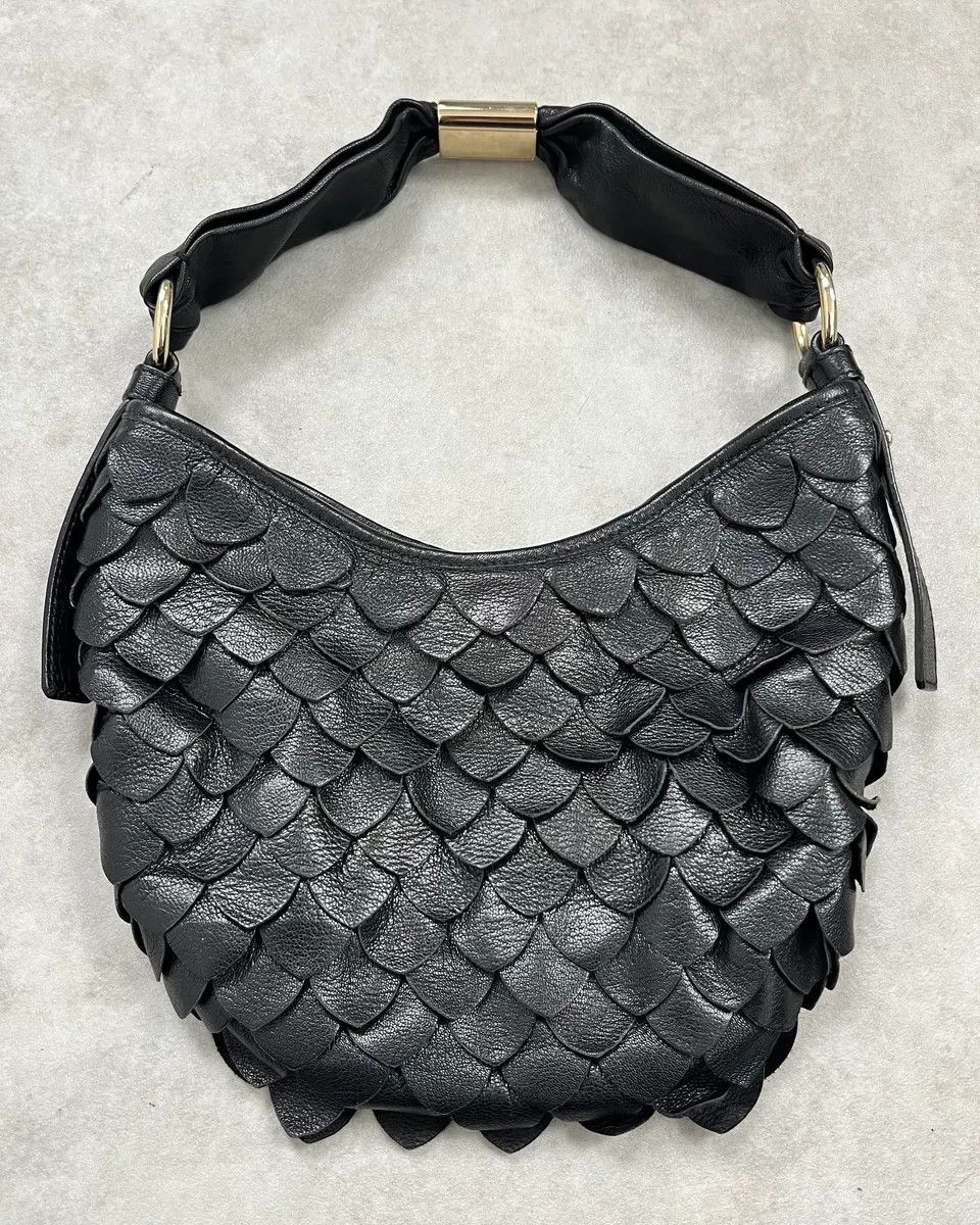 Yves Saint Laurent Yves Saint Laurent Black Leather Fishscale Hobo Shoulder Bag Size ONE SIZE - 1 Thumbnail