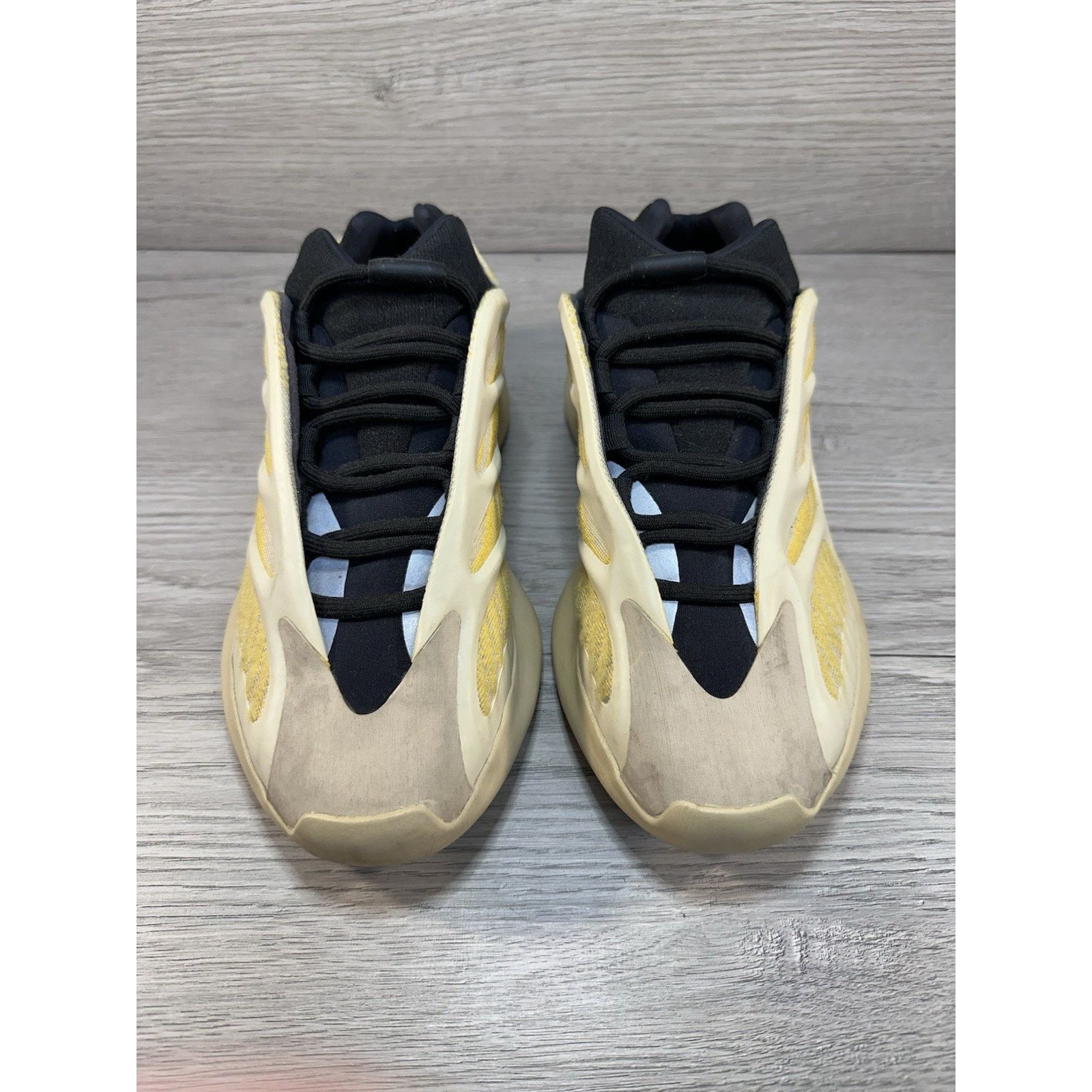 Adidas Adidas Yeezy 700 V3 Safflower - Size 7.5 Size US 7.5 / EU 40-41 - 5 Thumbnail