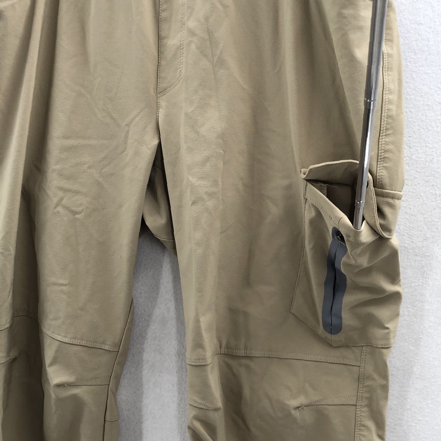 Vintage Columbia Mens Brown Flat Front Straight Leg Pockets Hiking Pants XL Size Regular Casual Pants Mens Brown Flat Front Pockets Hiking Pants XL Size US 36 / EU 52 - 7 Thumbnail