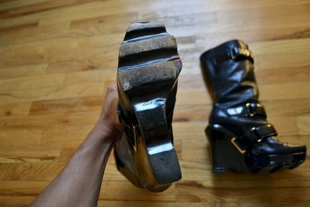 Louis Vuitton FW2006 by Marc Jacobs Wedged Shearling Lined Knee-High Boots Size US 10 / IT 40 - 13 Thumbnail