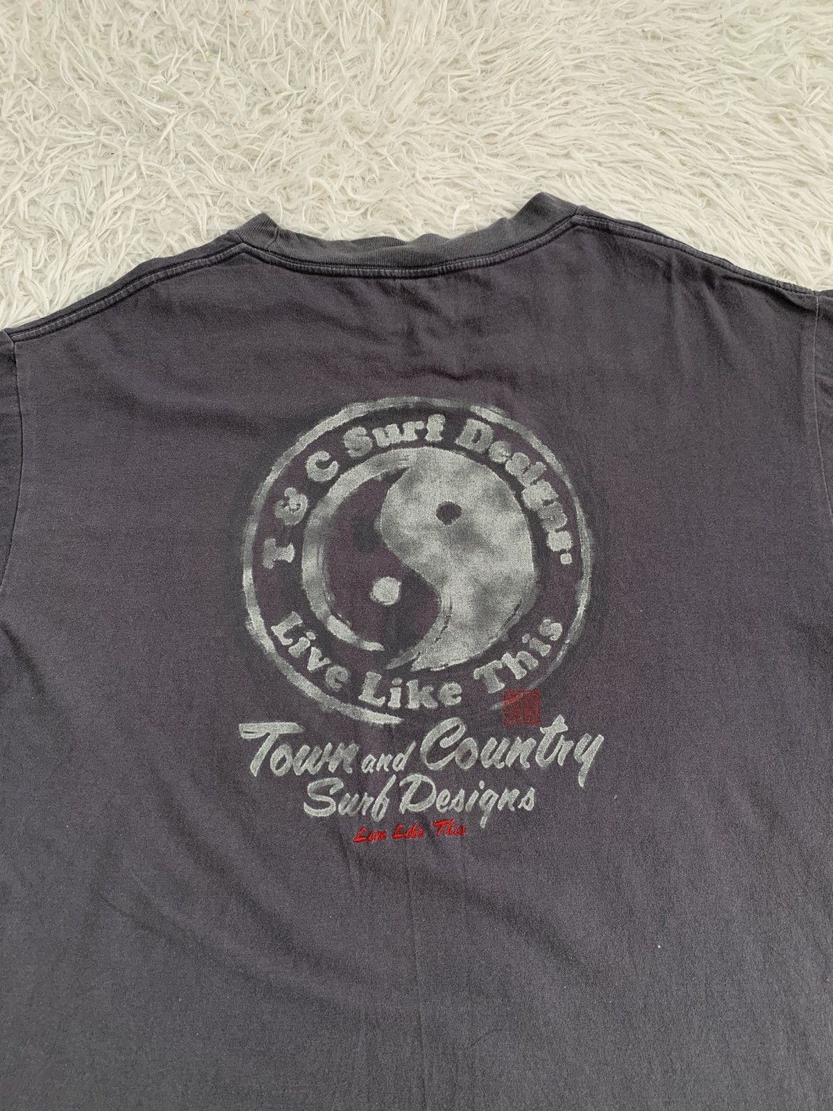 Vintage Vintage T&C Surf Design Hawaii Tee Size US XL / EU 56 / 4 - 5 Thumbnail