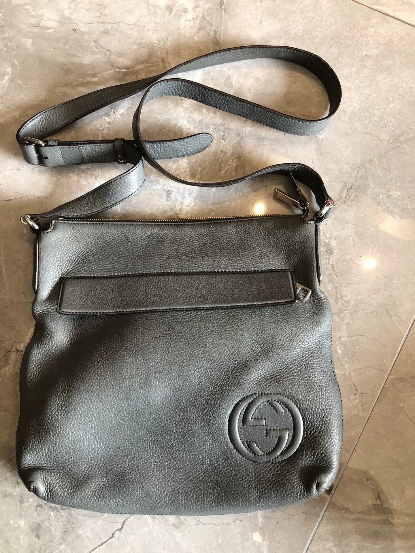 Gucci Gucci Men's Classic Logo Leather Shoulder Bag Size ONE SIZE - 1 Thumbnail